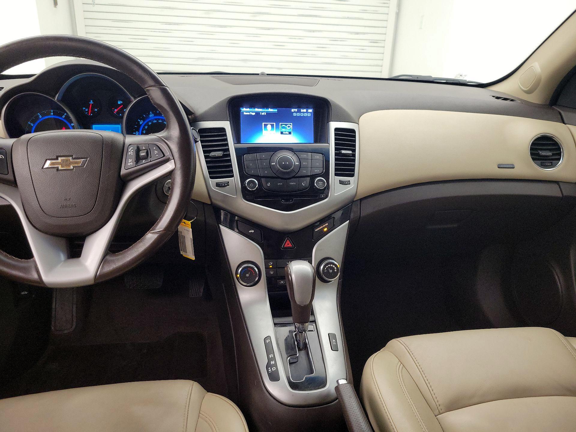 Thumbnail: 2015 Chevrolet Cruze - 9