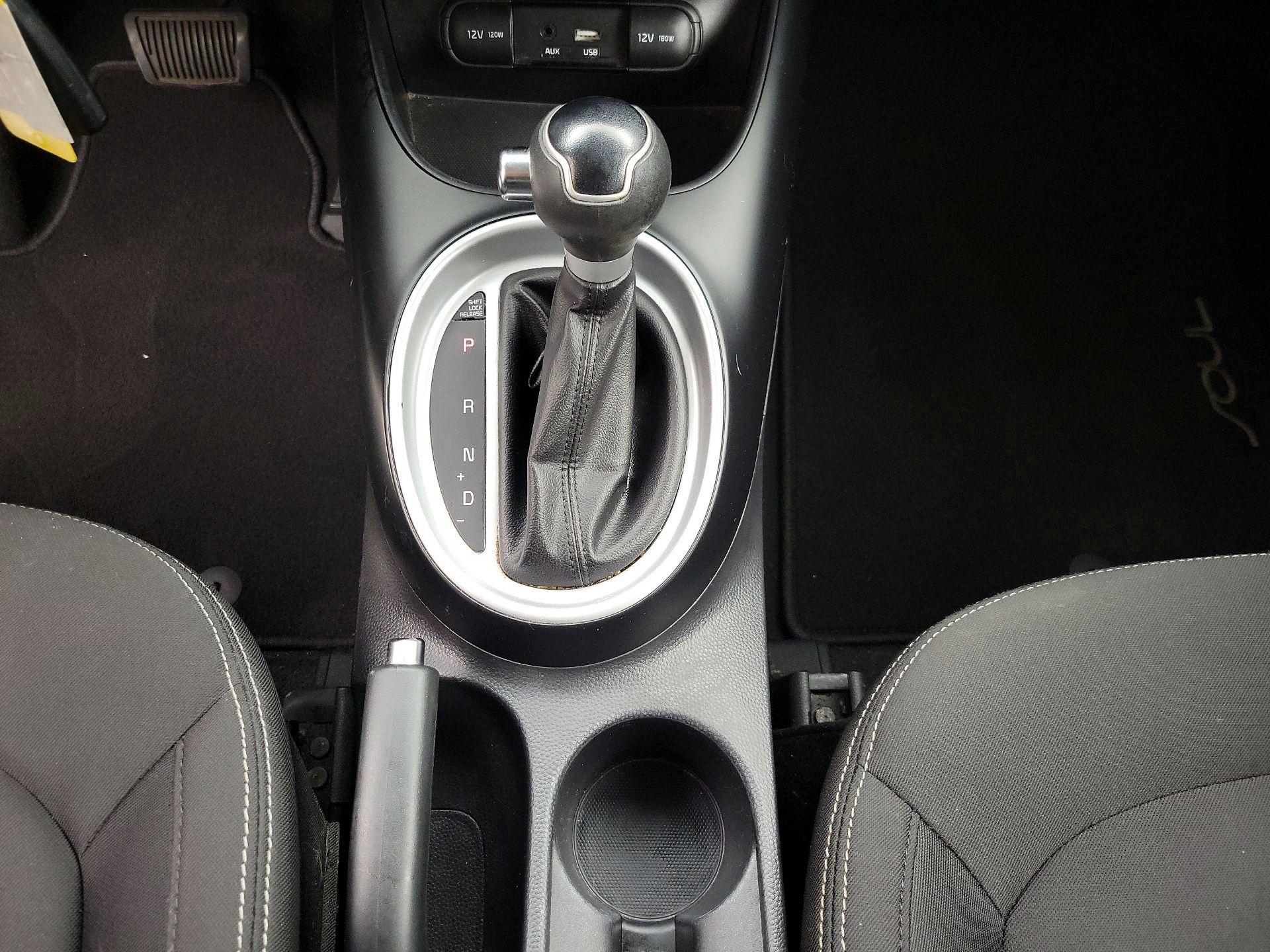 Thumbnail: 2019 Kia Soul - 17