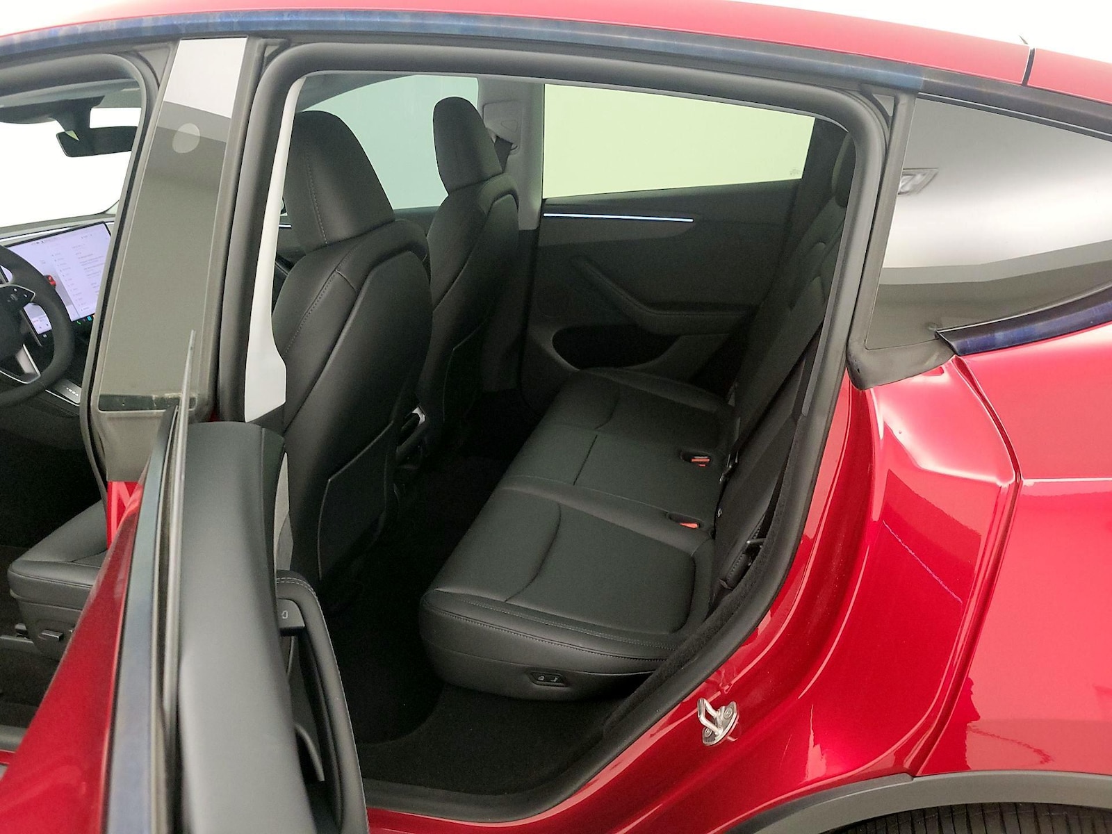 2026 Tesla Model Y Long Range - Photo 21