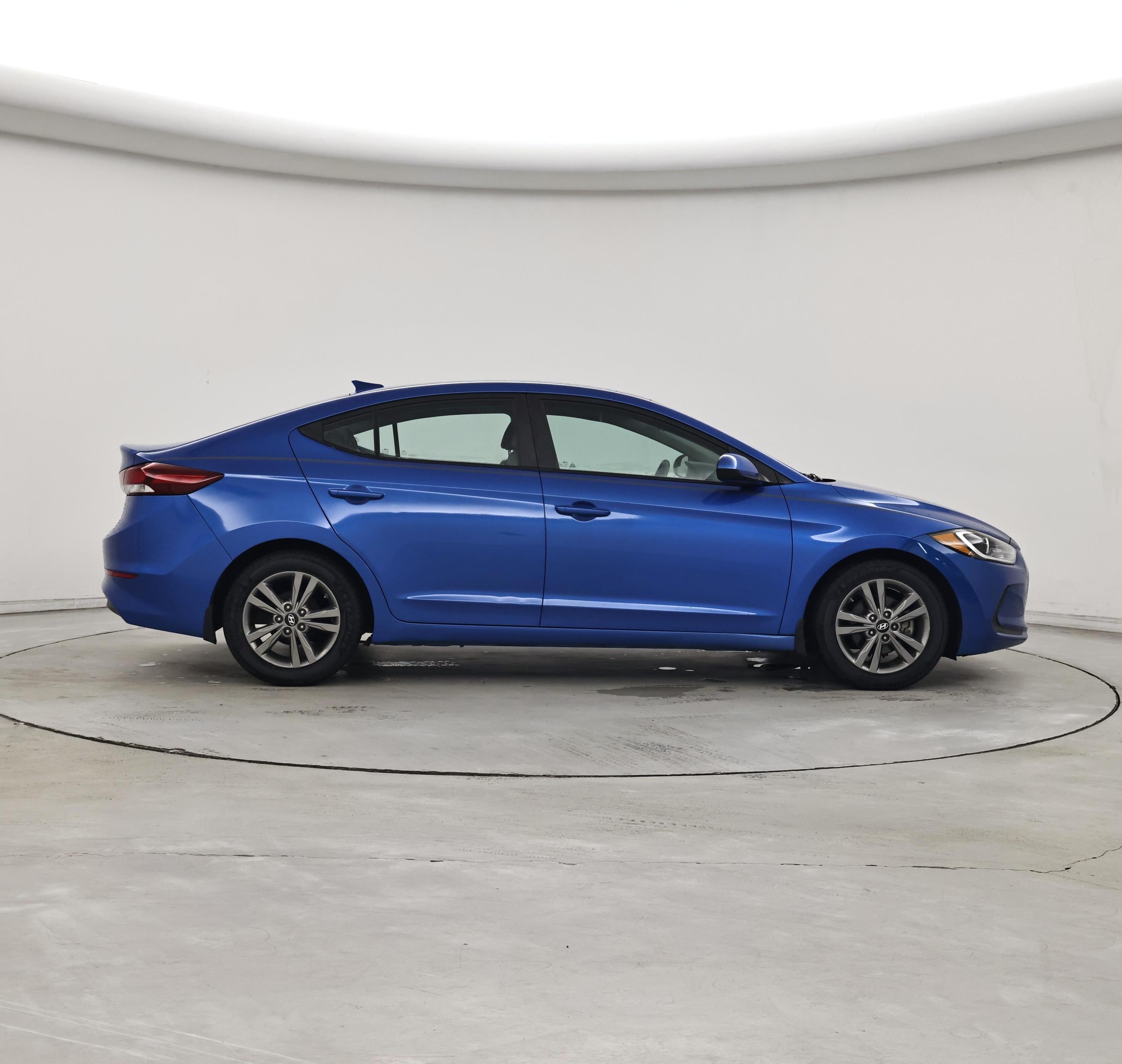 Thumbnail: 2017 Hyundai Elantra - 7