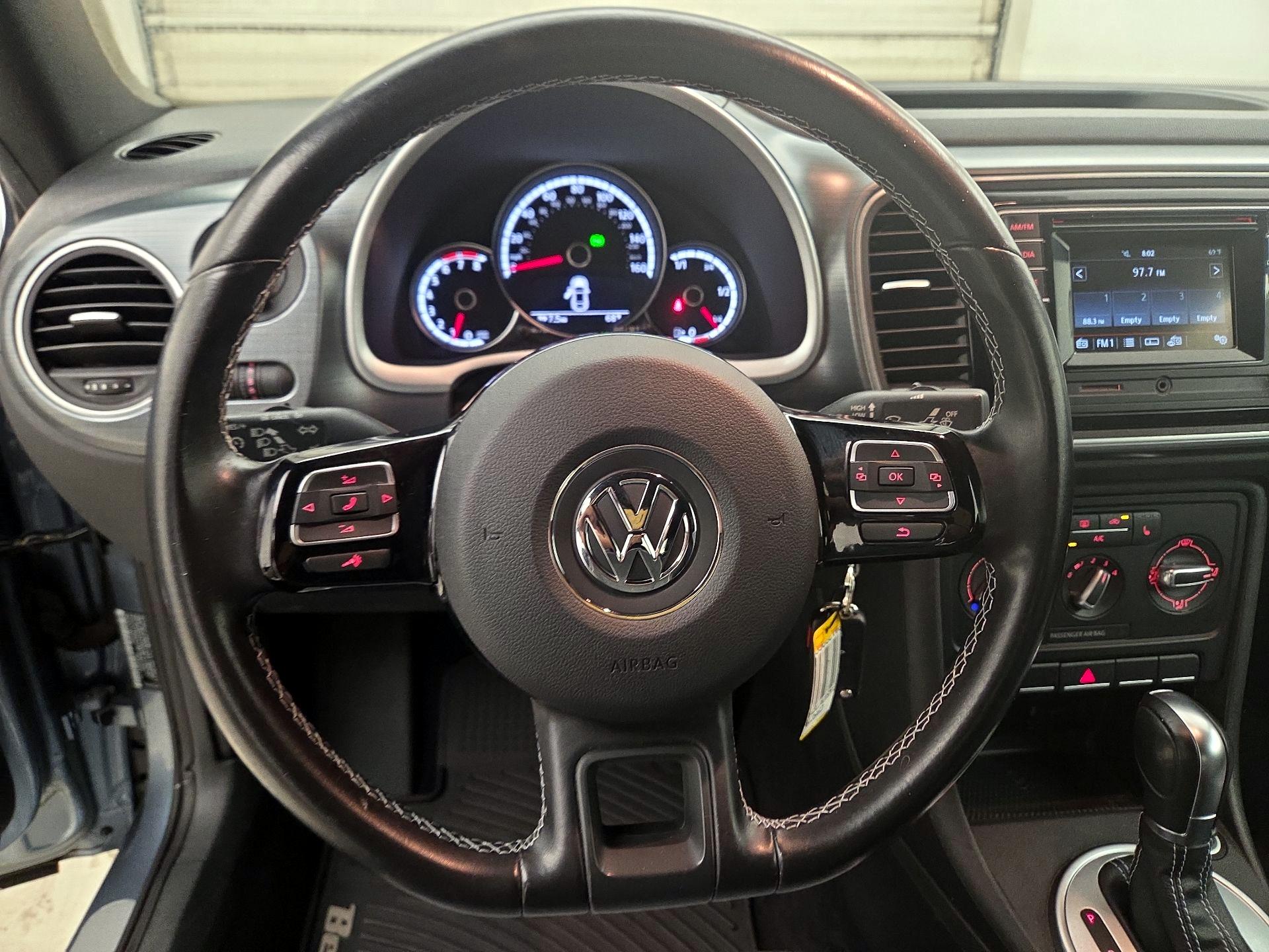Thumbnail: 2016 Volkswagen Beetle - 10