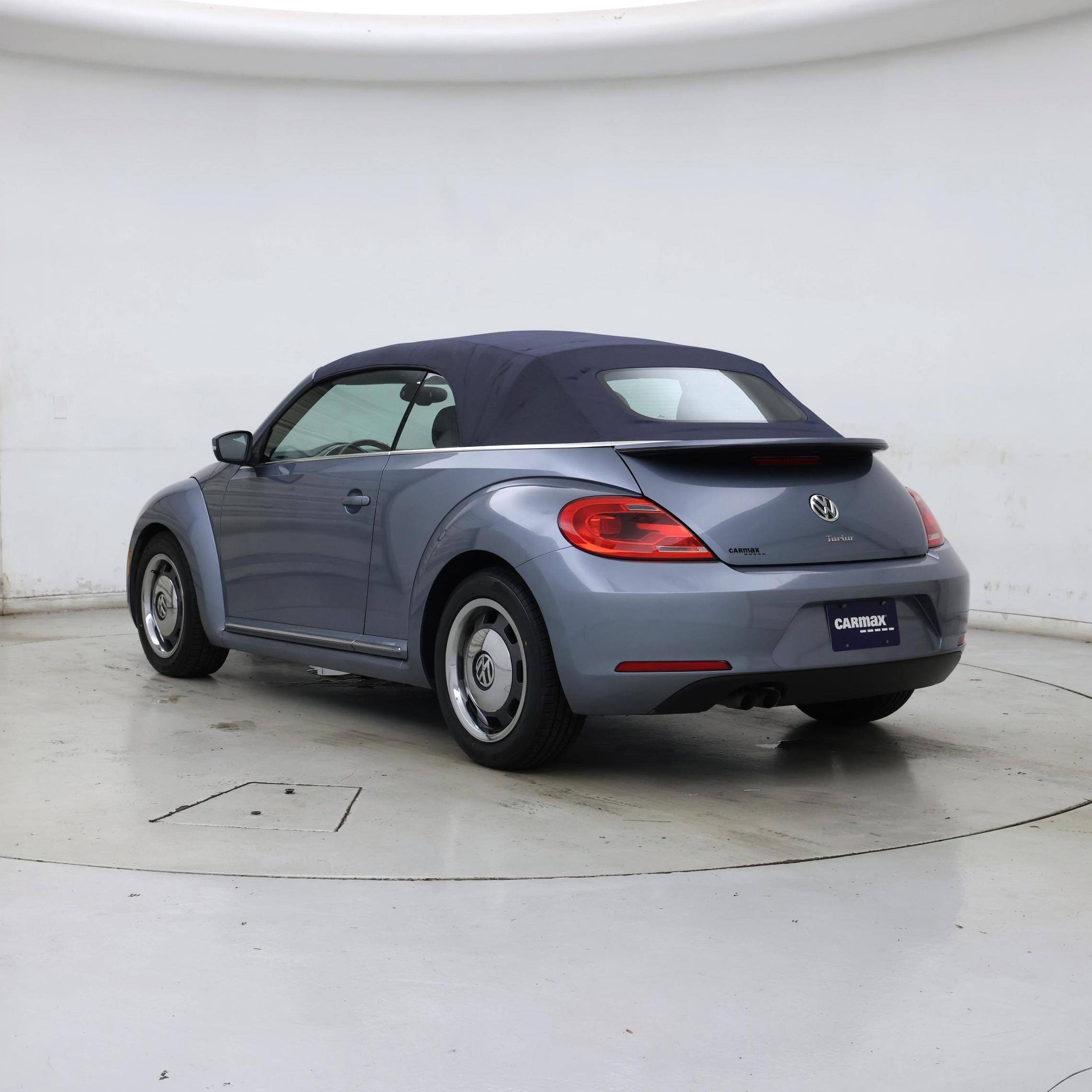 Thumbnail: 2016 Volkswagen Beetle - 2