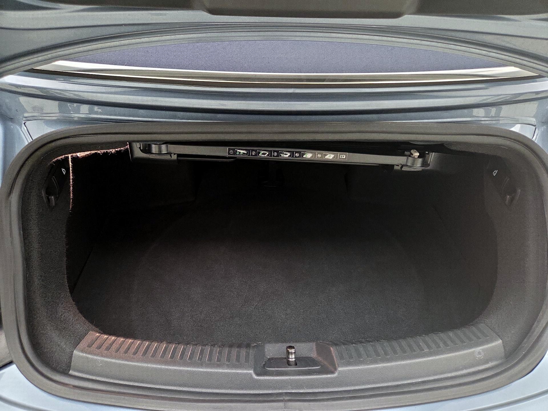 Thumbnail: 2016 Volkswagen Beetle - 19