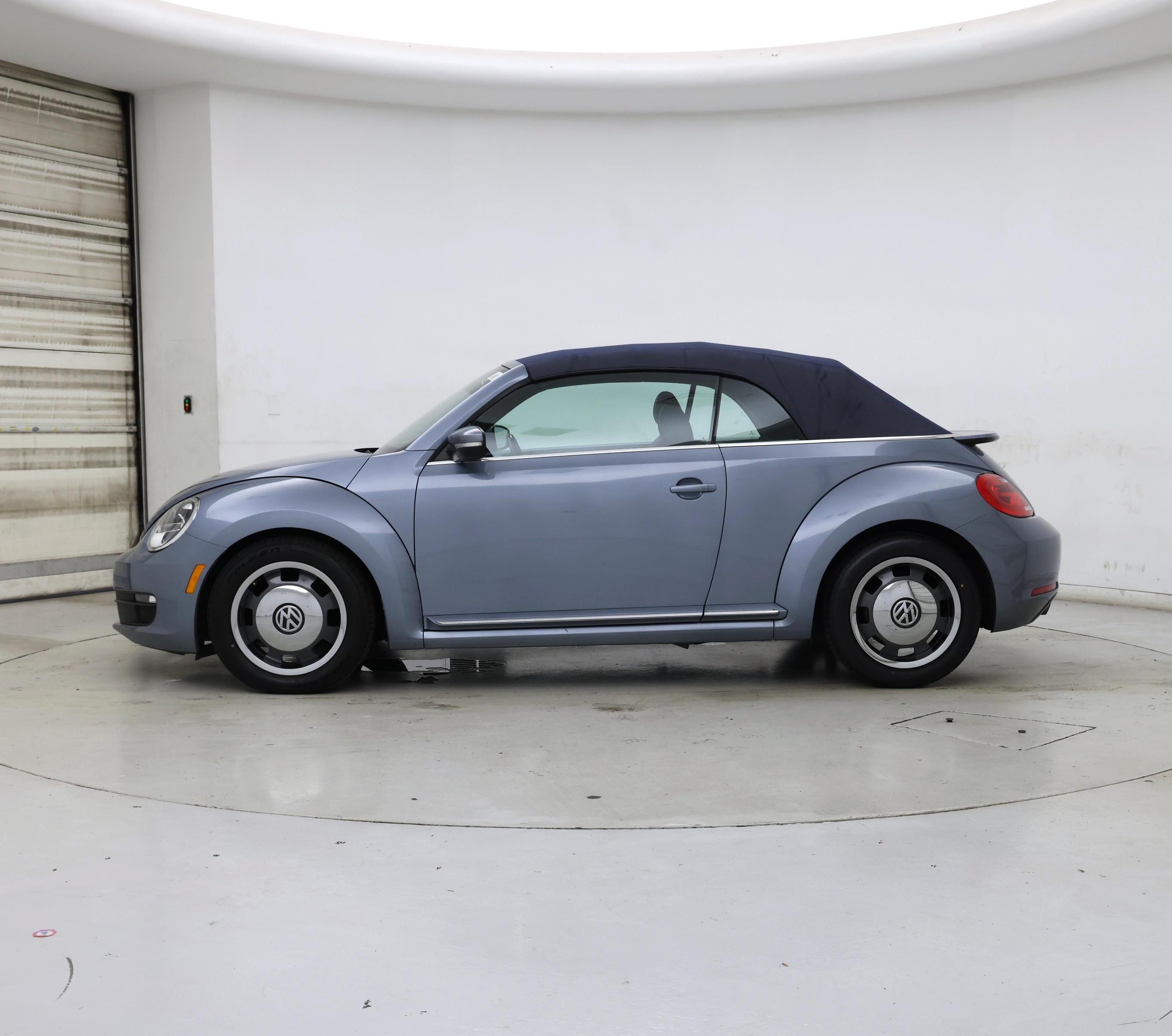 Thumbnail: 2016 Volkswagen Beetle - 3