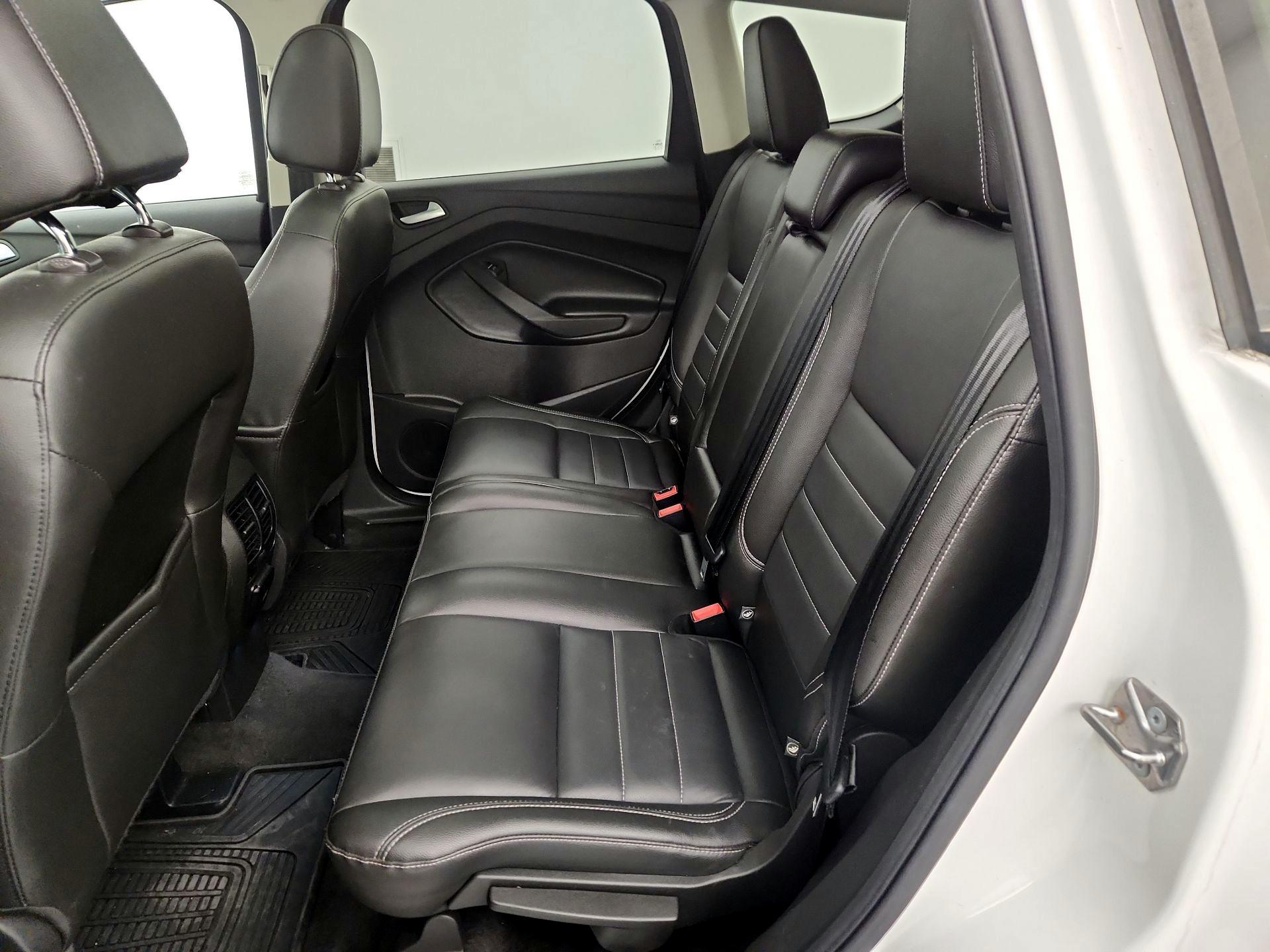 Thumbnail: 2015 Ford Escape - 20