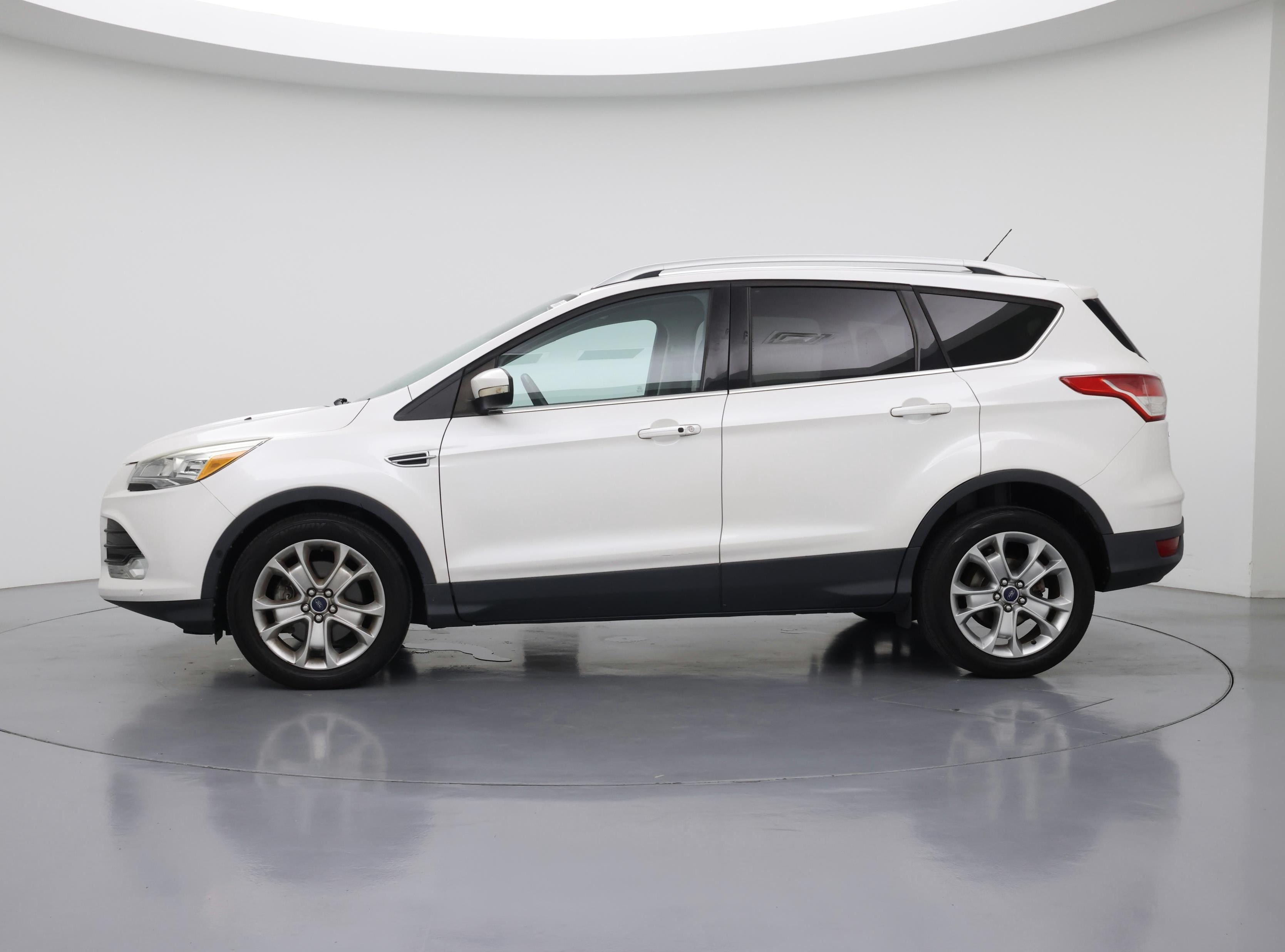 Thumbnail: 2015 Ford Escape - 3