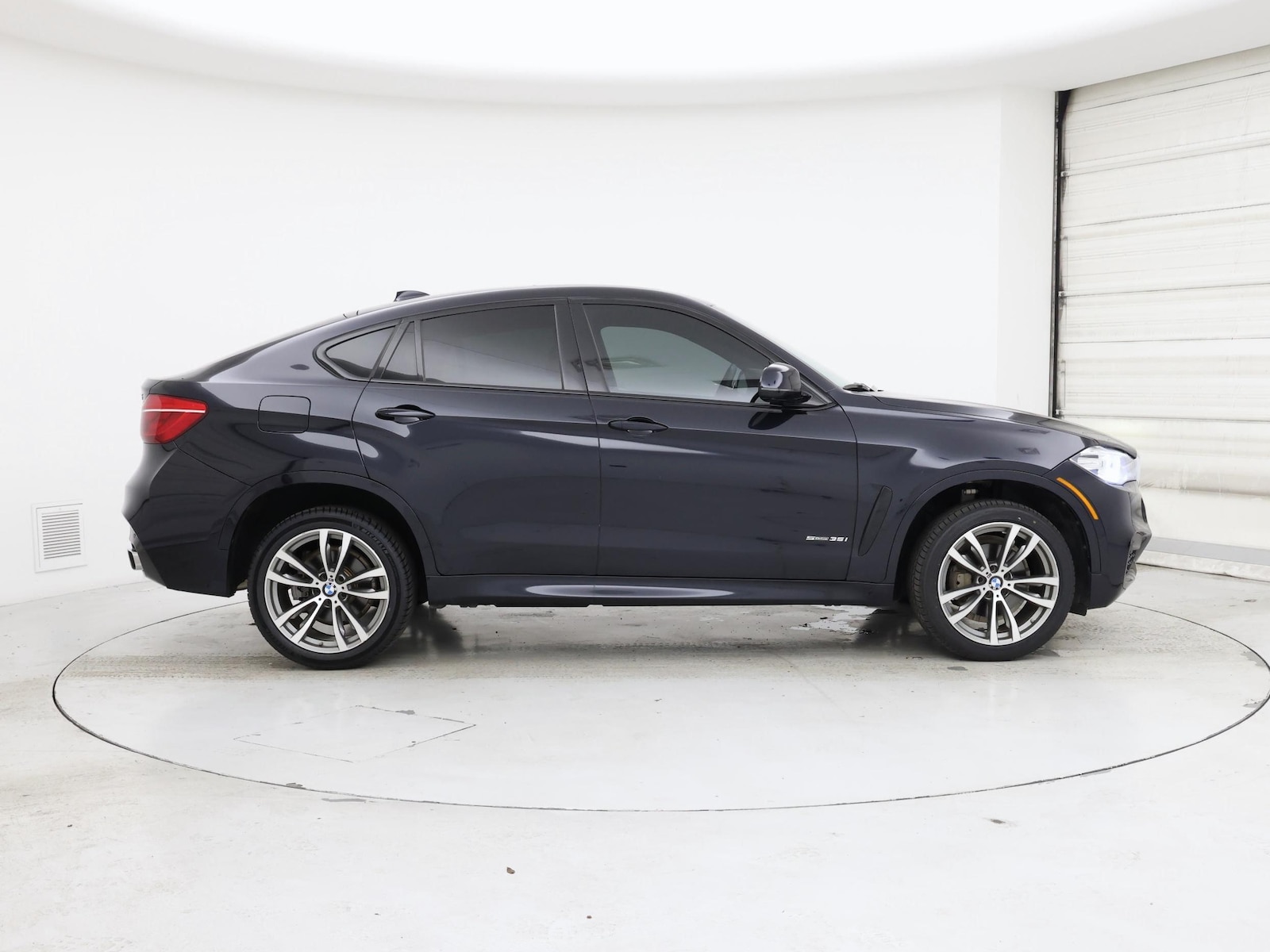 2018 BMW X6 sDrive35i - Photo 8