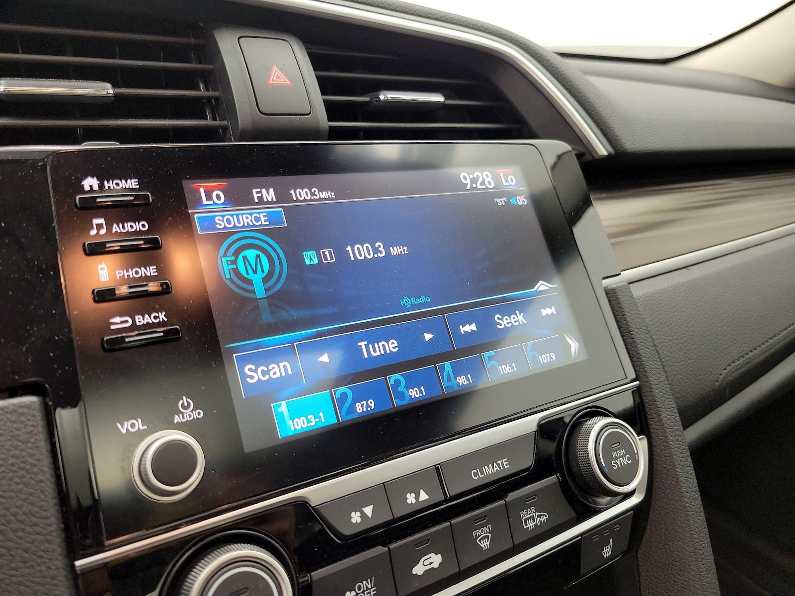 2019 Honda Civic EX - Photo 16