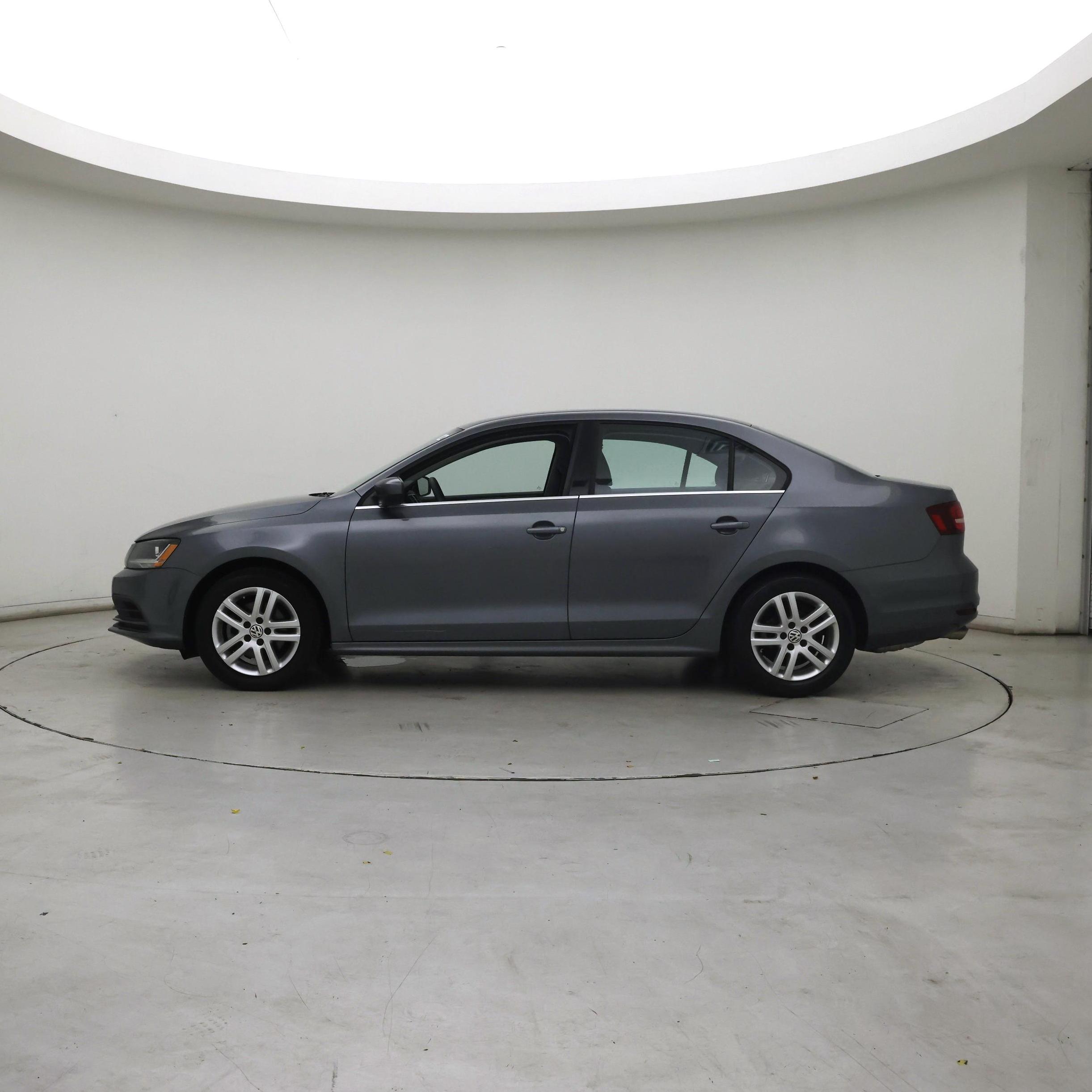 Thumbnail: 2017 Volkswagen Jetta - 3
