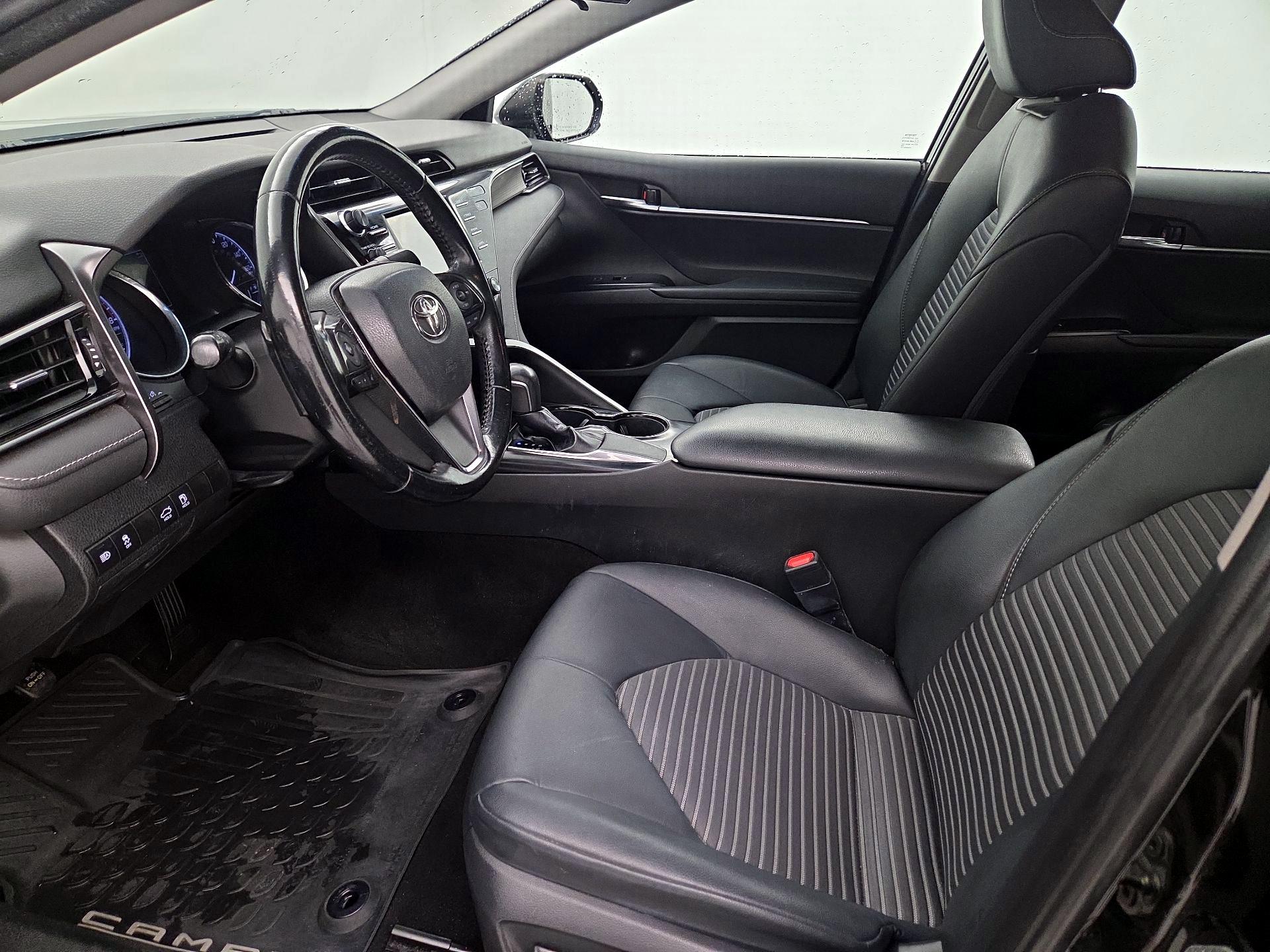 Thumbnail: 2019 Toyota Camry - 11
