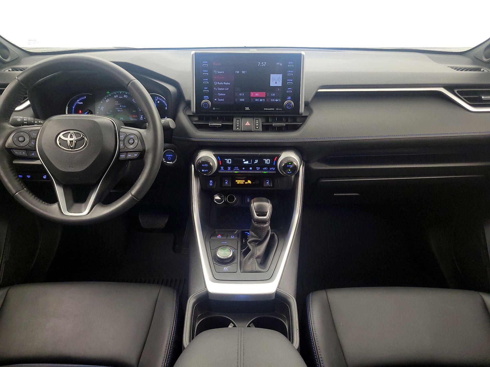 Thumbnail: 2021 Toyota RAV4 - 9