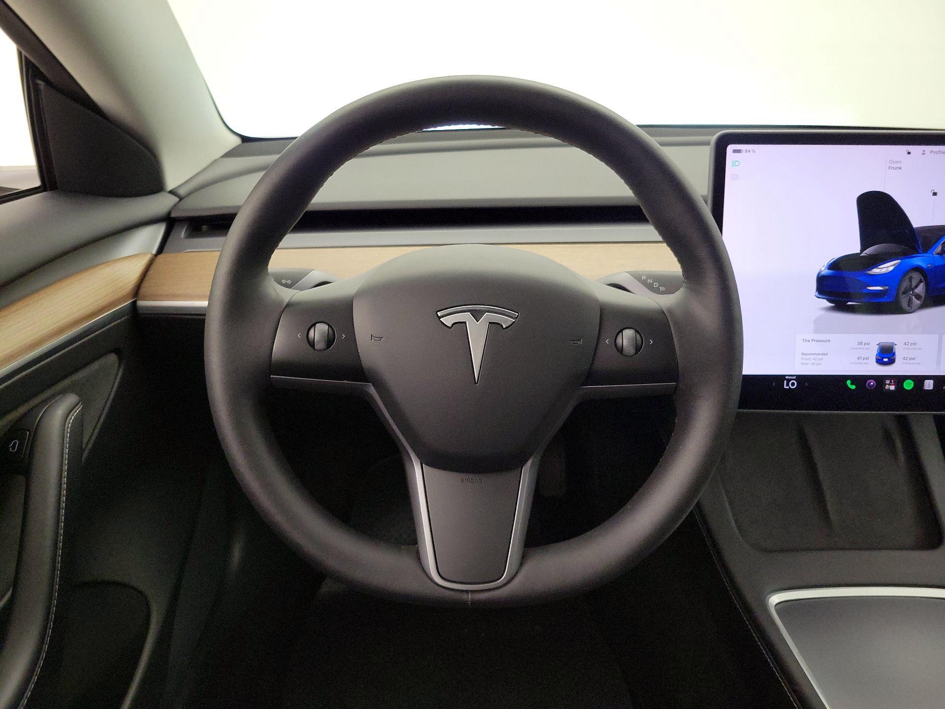 Thumbnail: 2022 Tesla Model 3 - 10