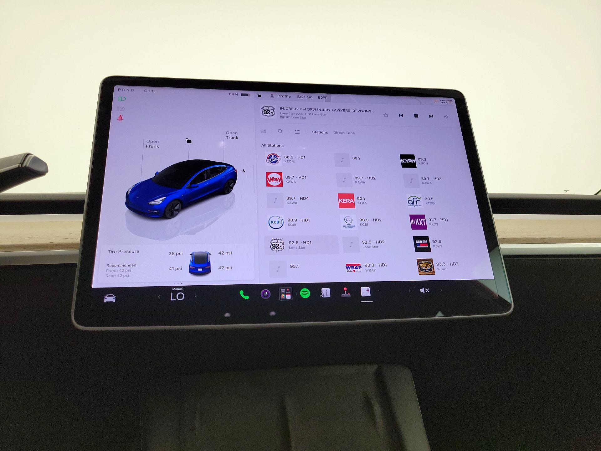 Thumbnail: 2022 Tesla Model 3 - 14