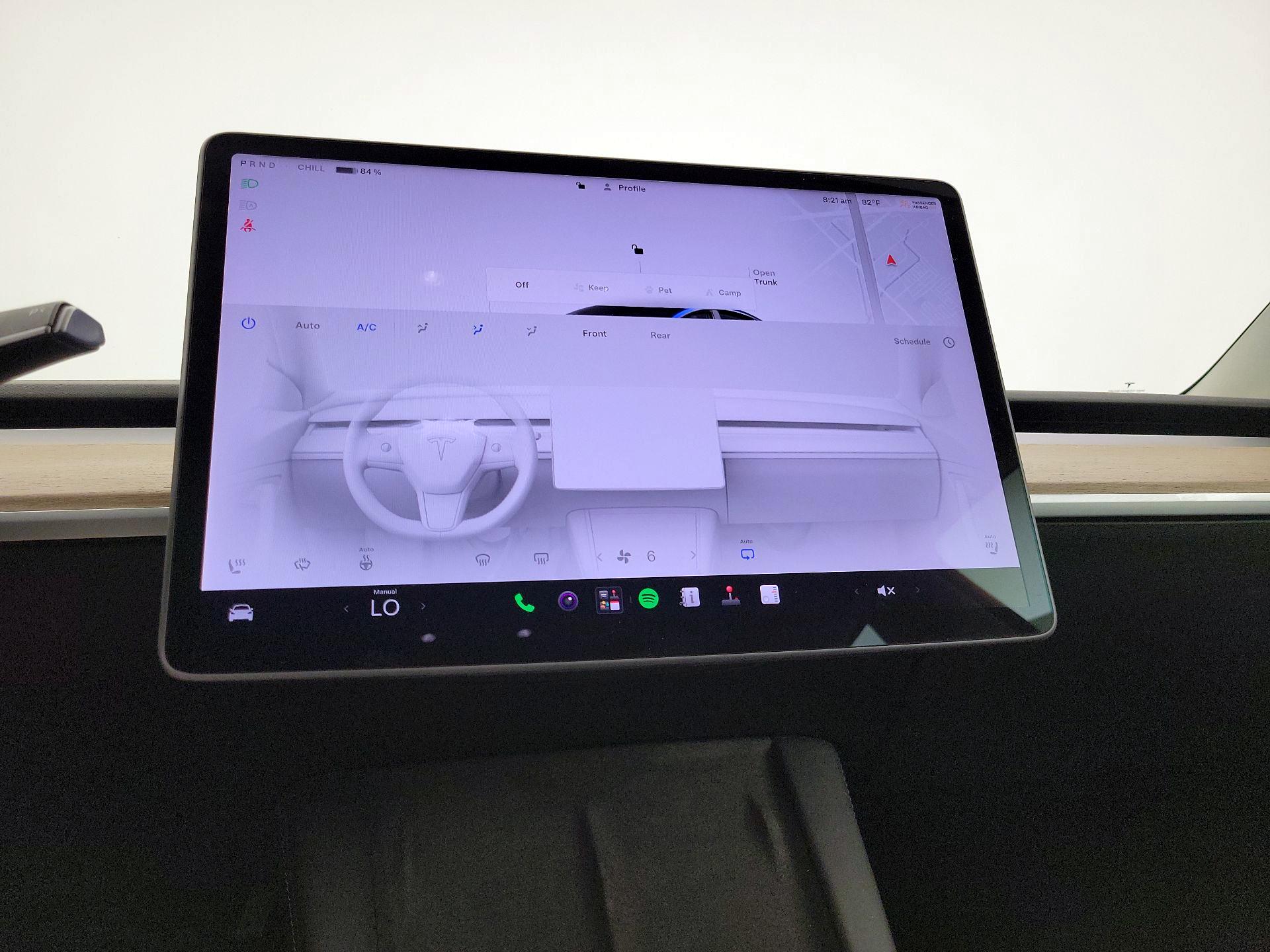 Thumbnail: 2022 Tesla Model 3 - 15