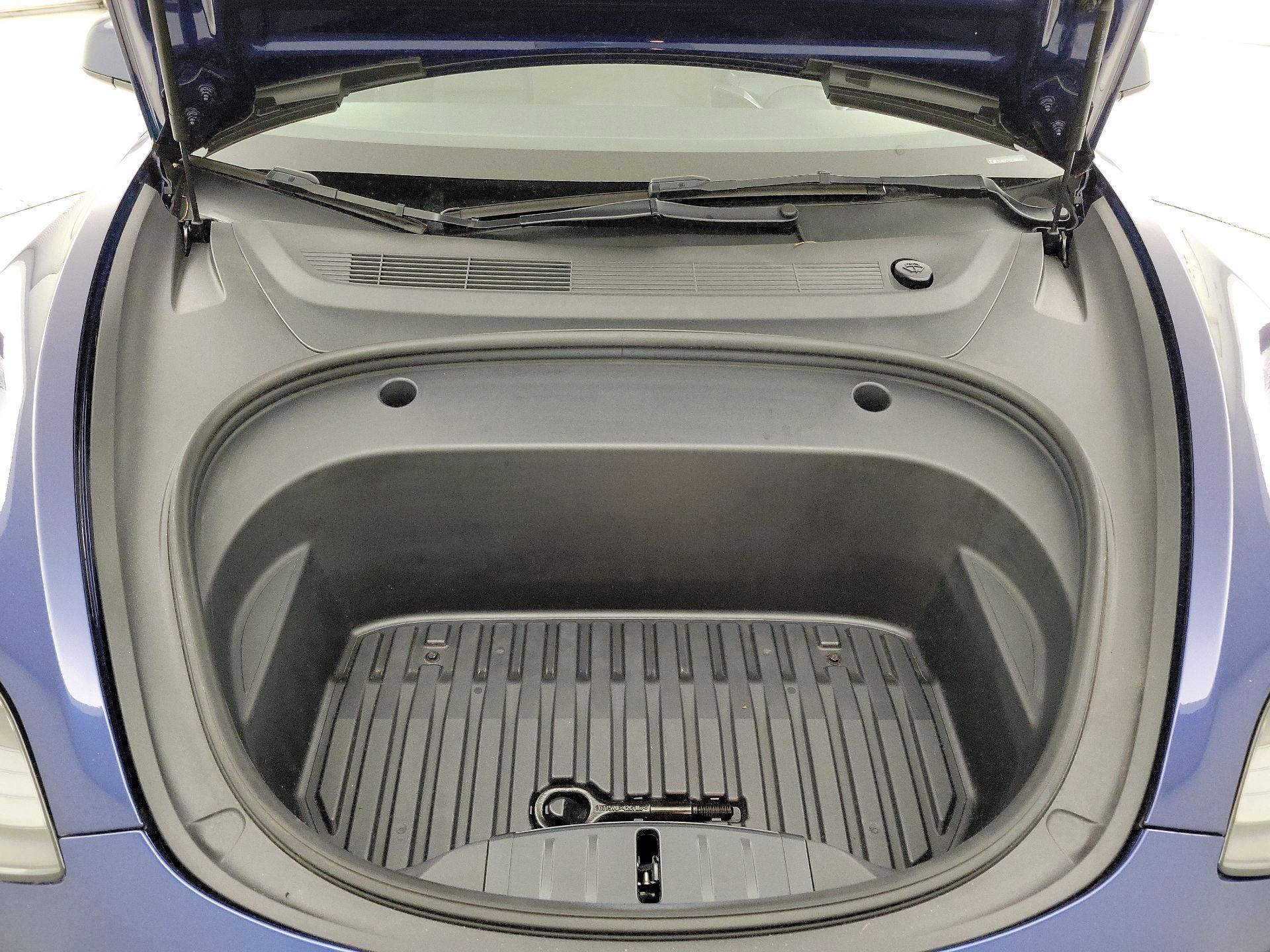 Thumbnail: 2022 Tesla Model 3 - 20