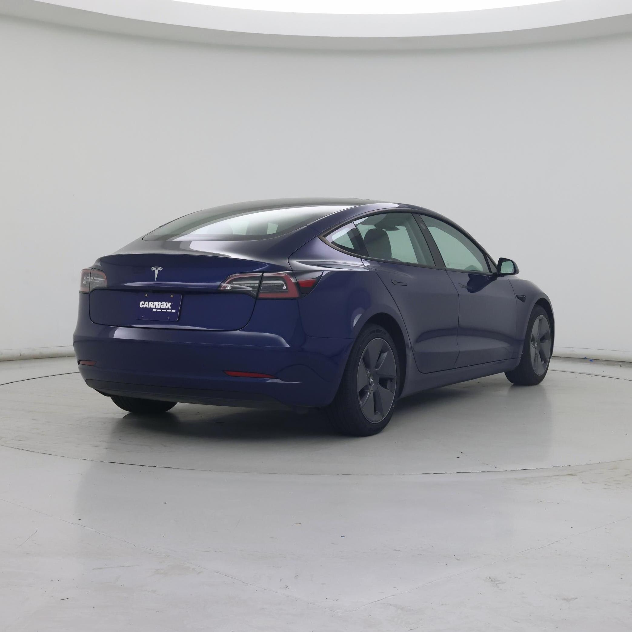 Thumbnail: 2022 Tesla Model 3 - 8