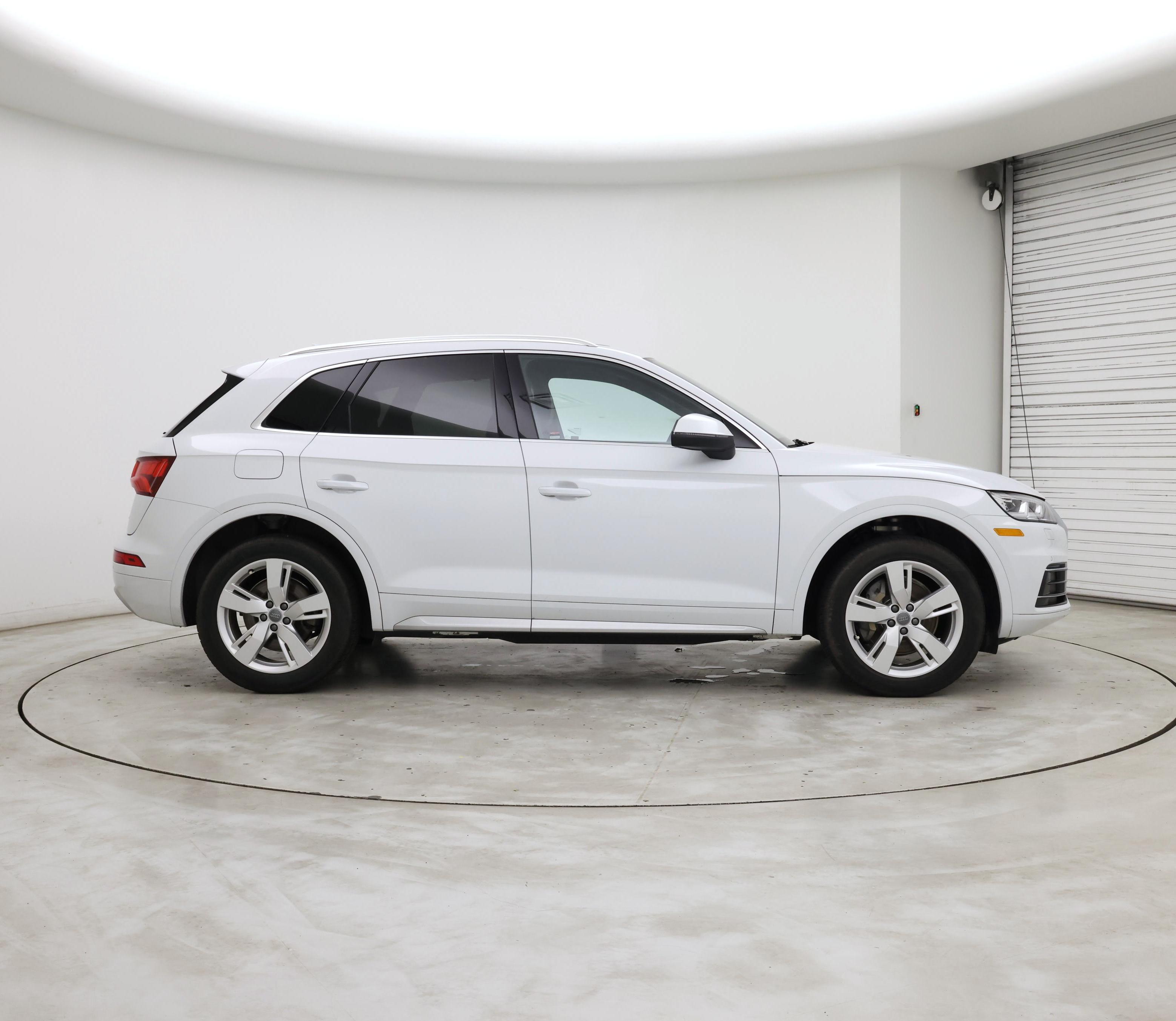 Thumbnail: 2019 Audi Q5 - 7