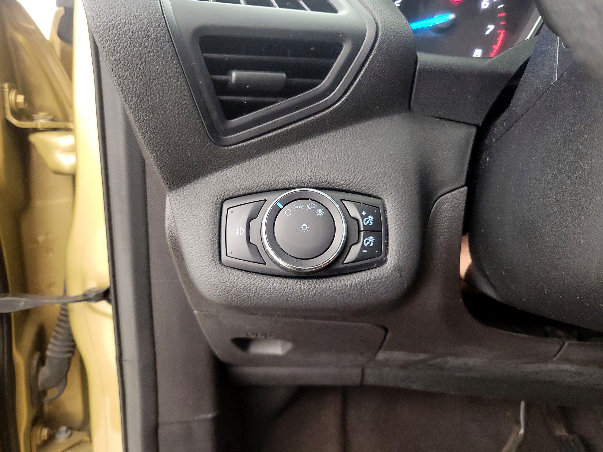 Thumbnail: 2014 Ford Escape - 13