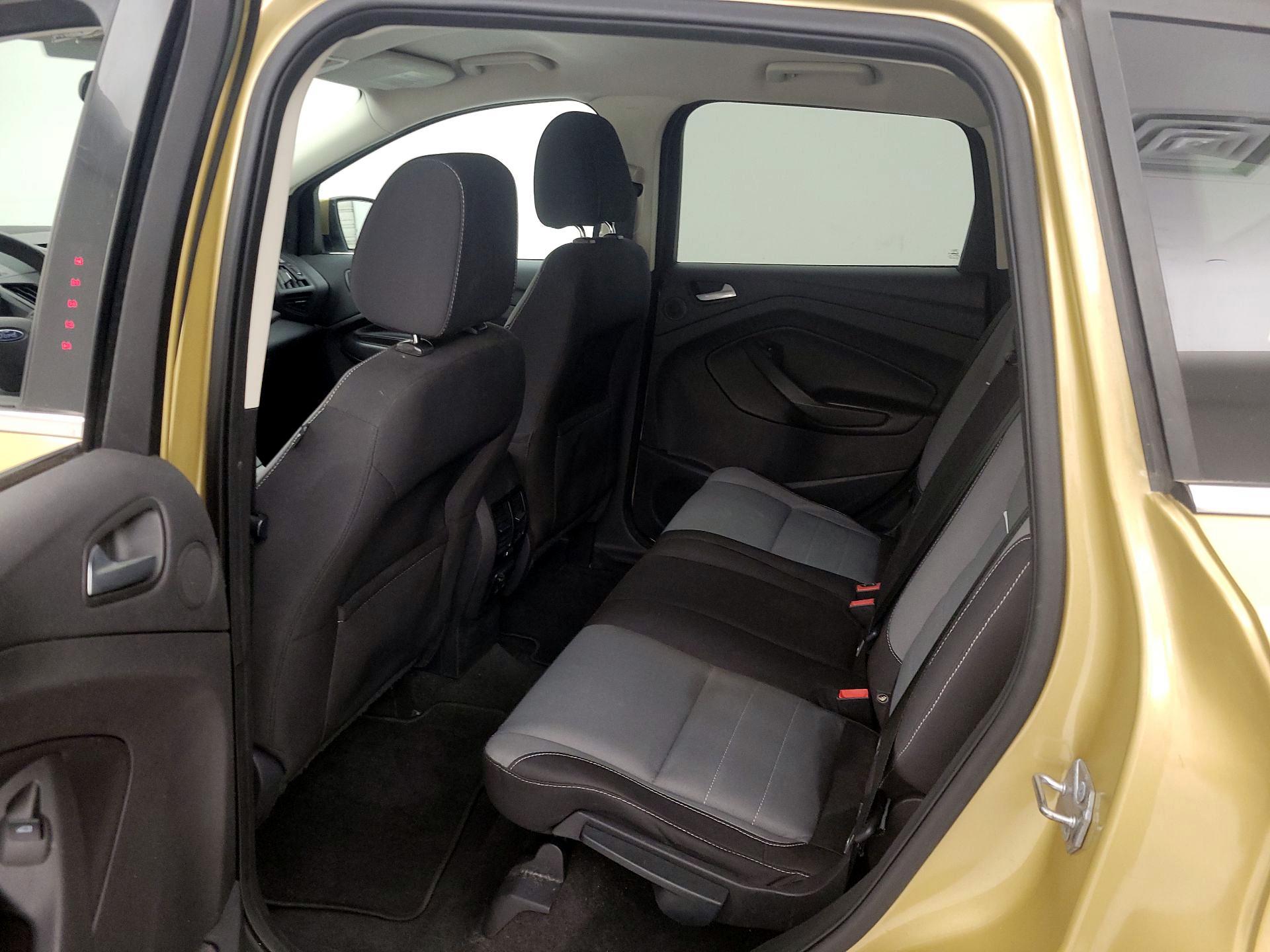 Thumbnail: 2014 Ford Escape - 18