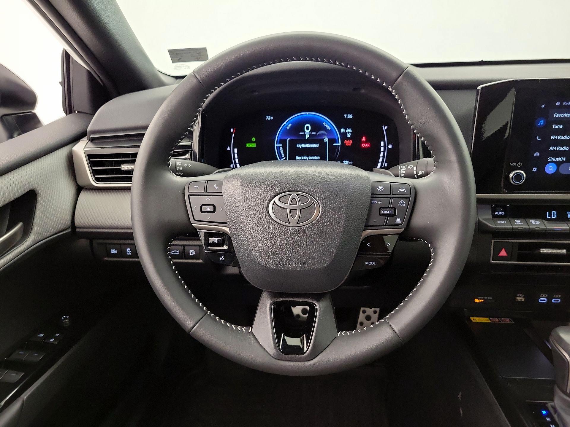 Thumbnail: 2025 Toyota Camry - 10