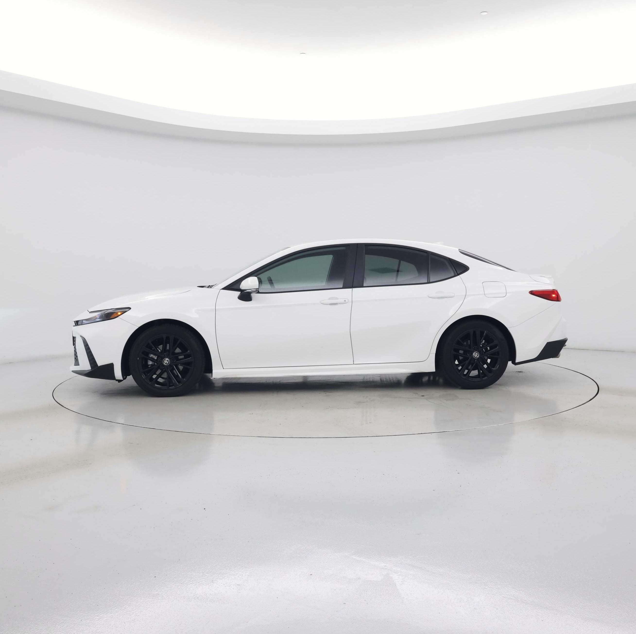 Thumbnail: 2025 Toyota Camry - 3