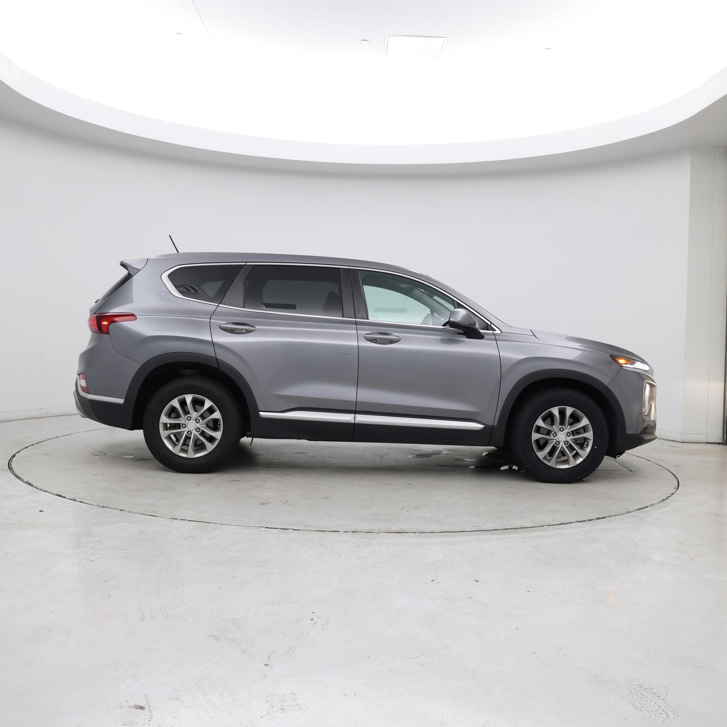 Thumbnail: 2019 Hyundai Santa Fe - 7