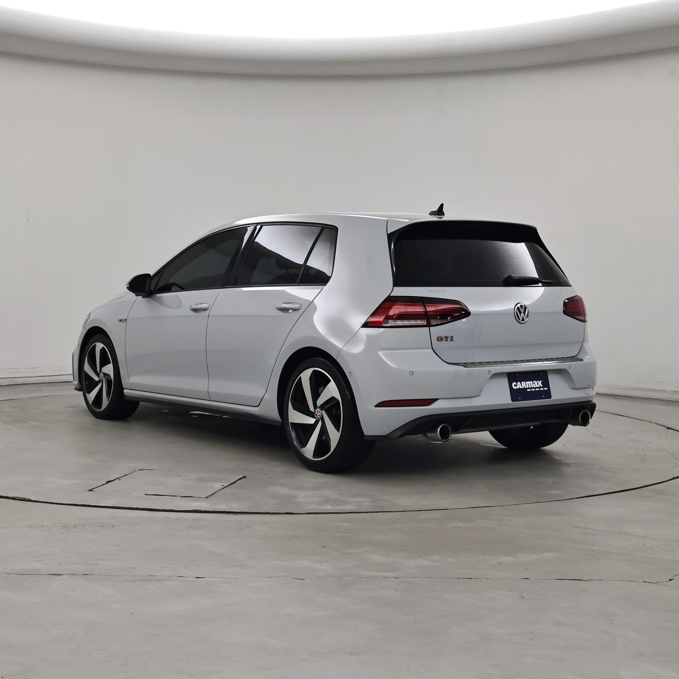 Thumbnail: 2019 Volkswagen Golf - 2