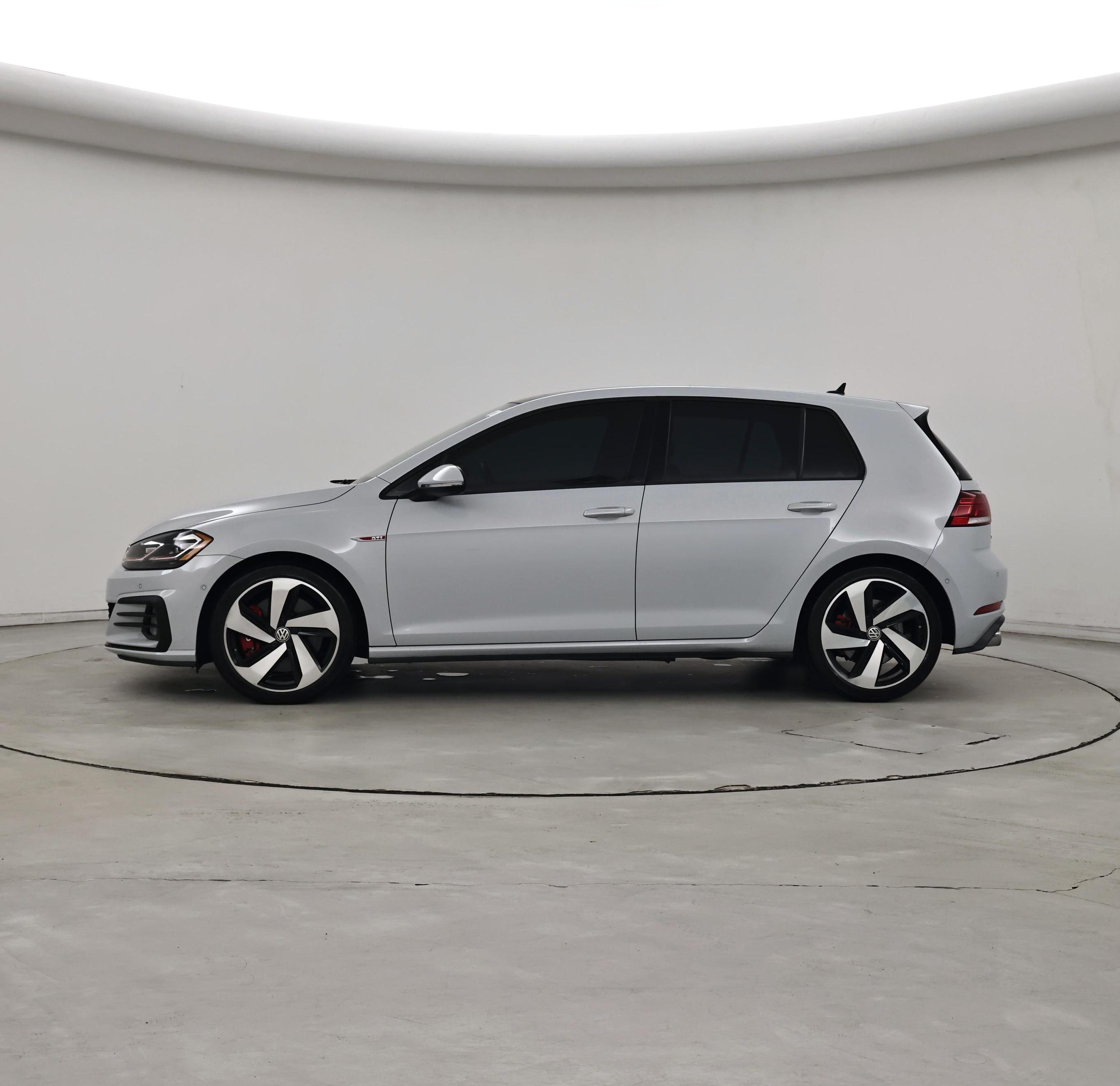 Thumbnail: 2019 Volkswagen Golf - 3