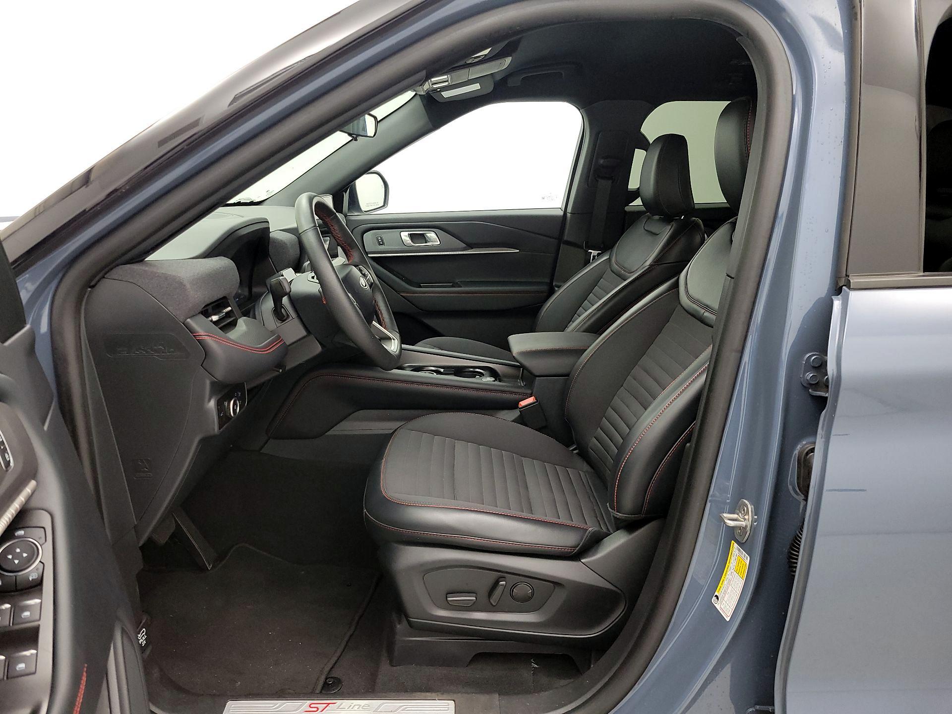 Thumbnail: 2025 Ford Explorer - 11