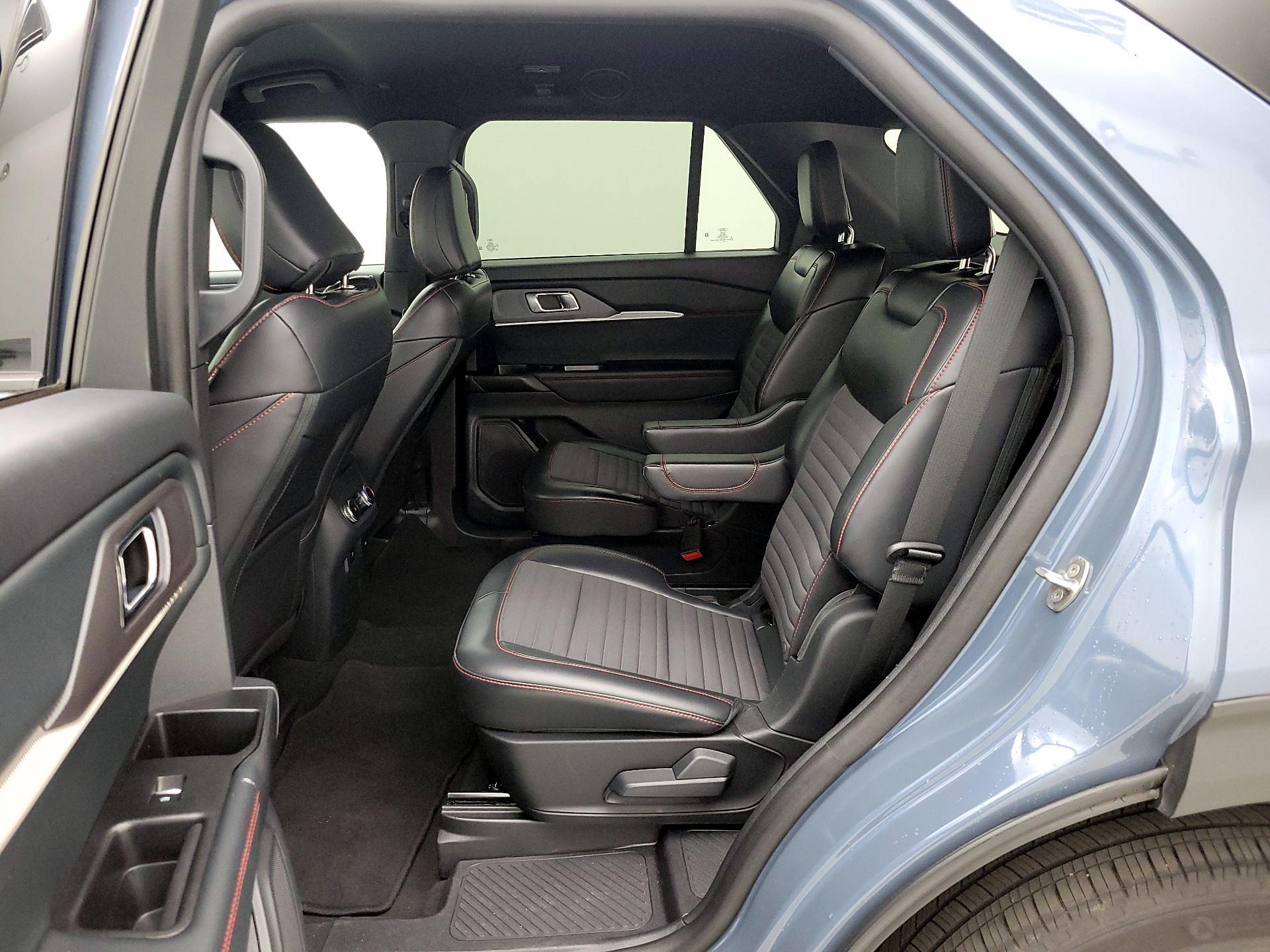 Thumbnail: 2025 Ford Explorer - 20