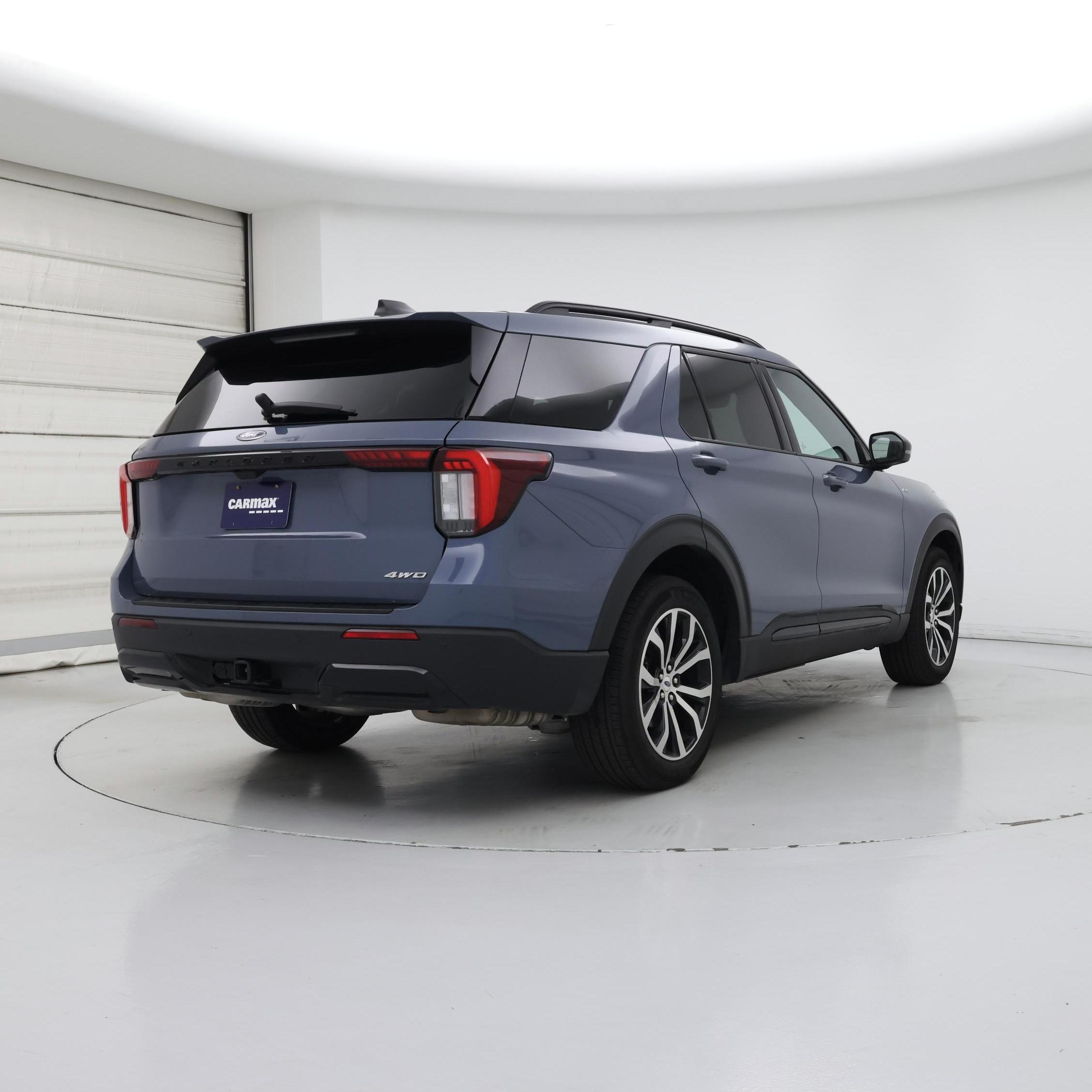 Thumbnail: 2025 Ford Explorer - 8