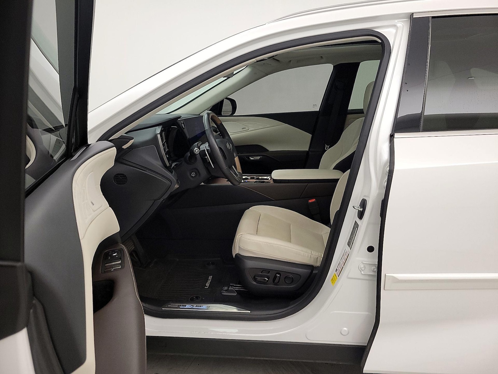 2023 Lexus RX 350 - Photo 12
