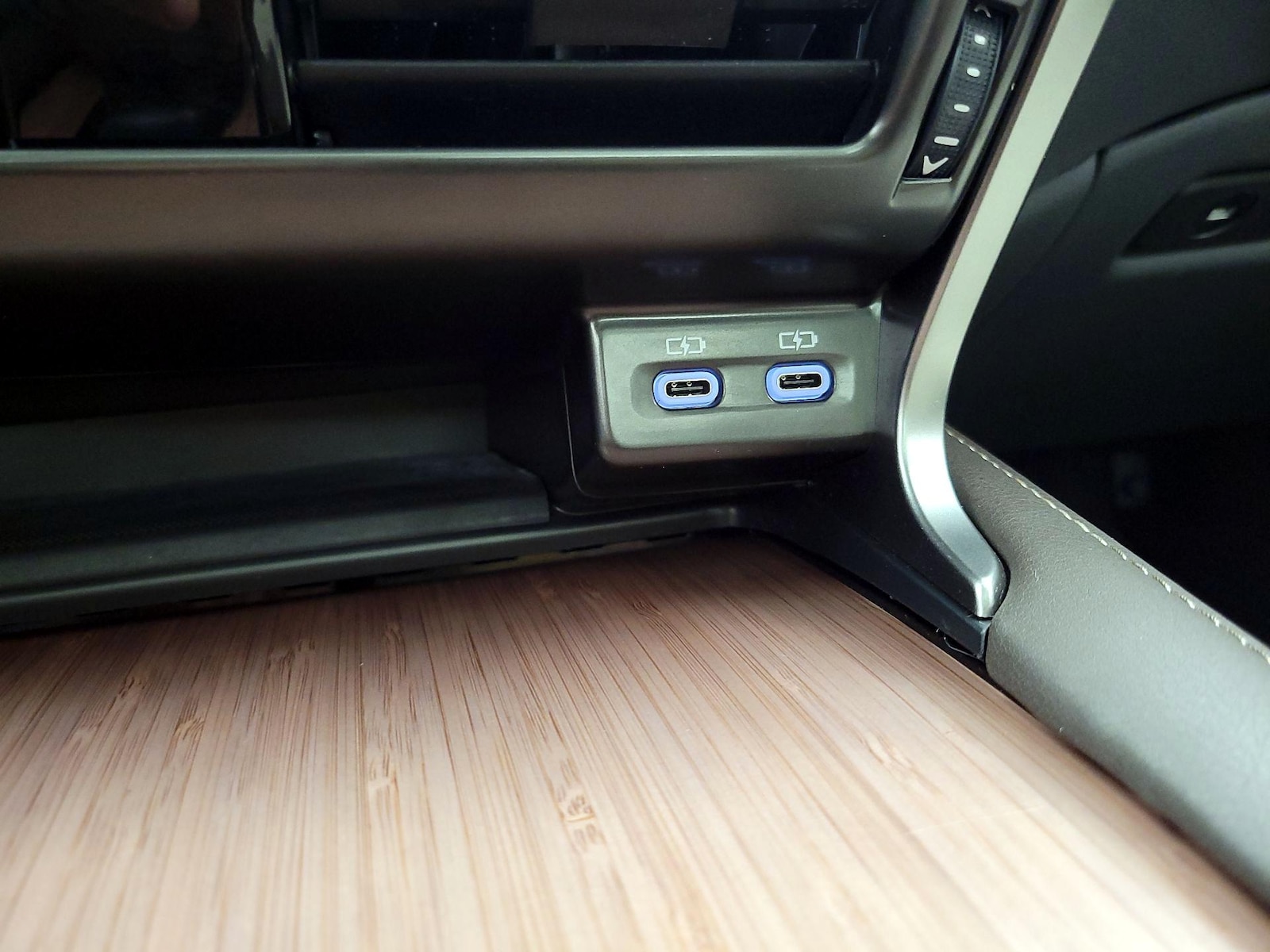 2023 Lexus RX 350 - Photo 19