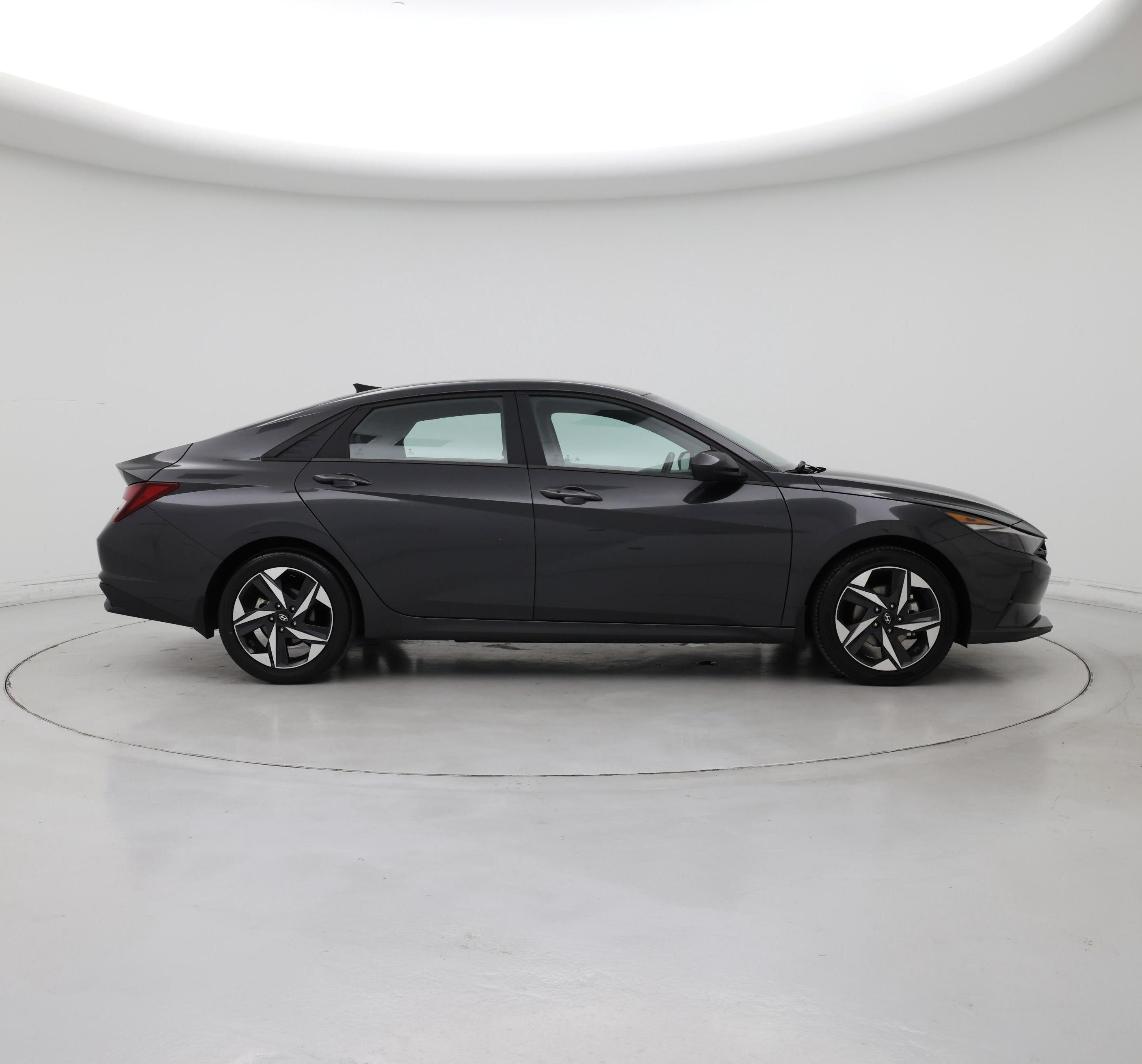 Thumbnail: 2023 Hyundai Elantra - 7
