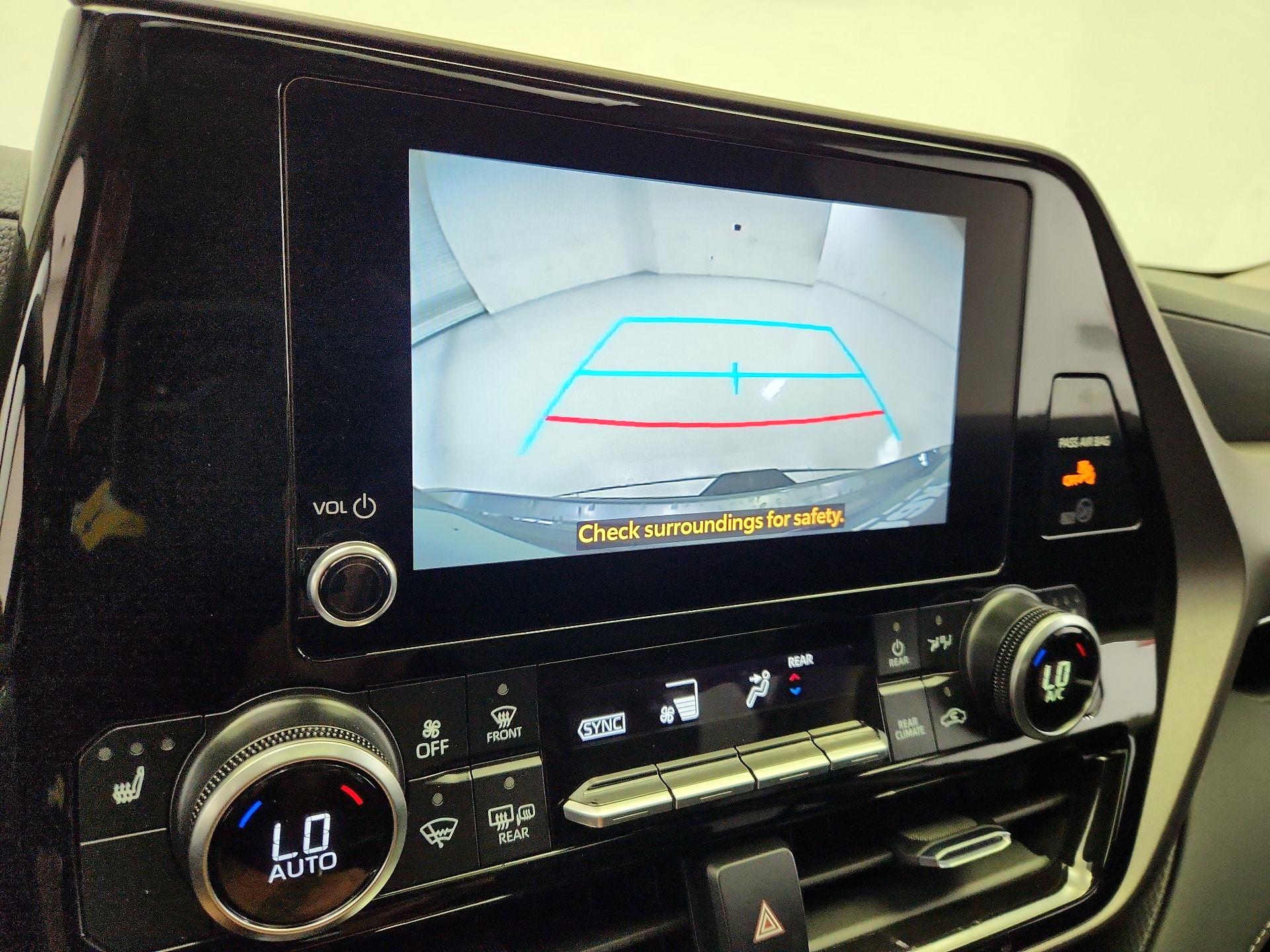 Thumbnail: 2025 Toyota Highlander - 15