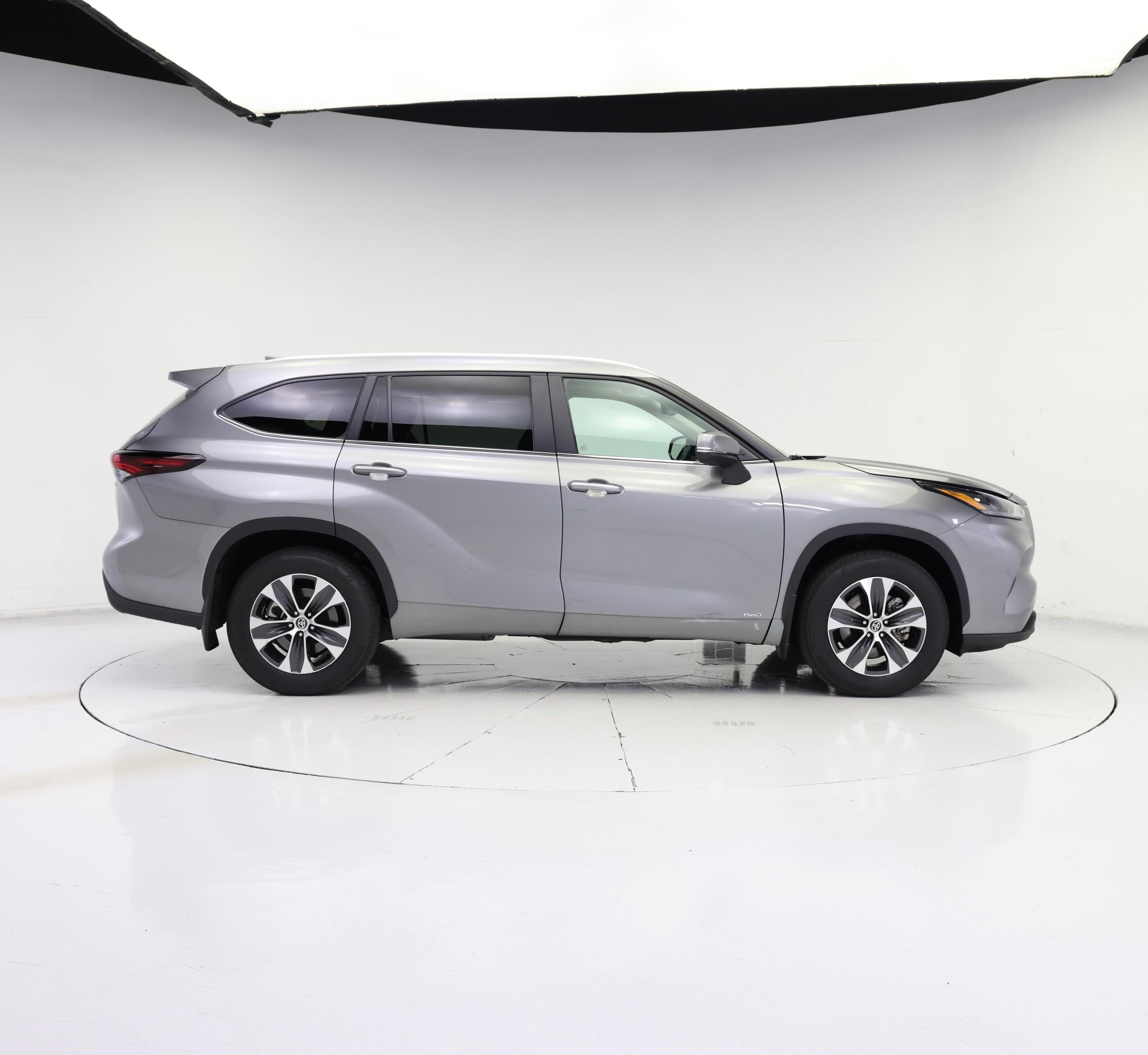 Thumbnail: 2025 Toyota Highlander - 7