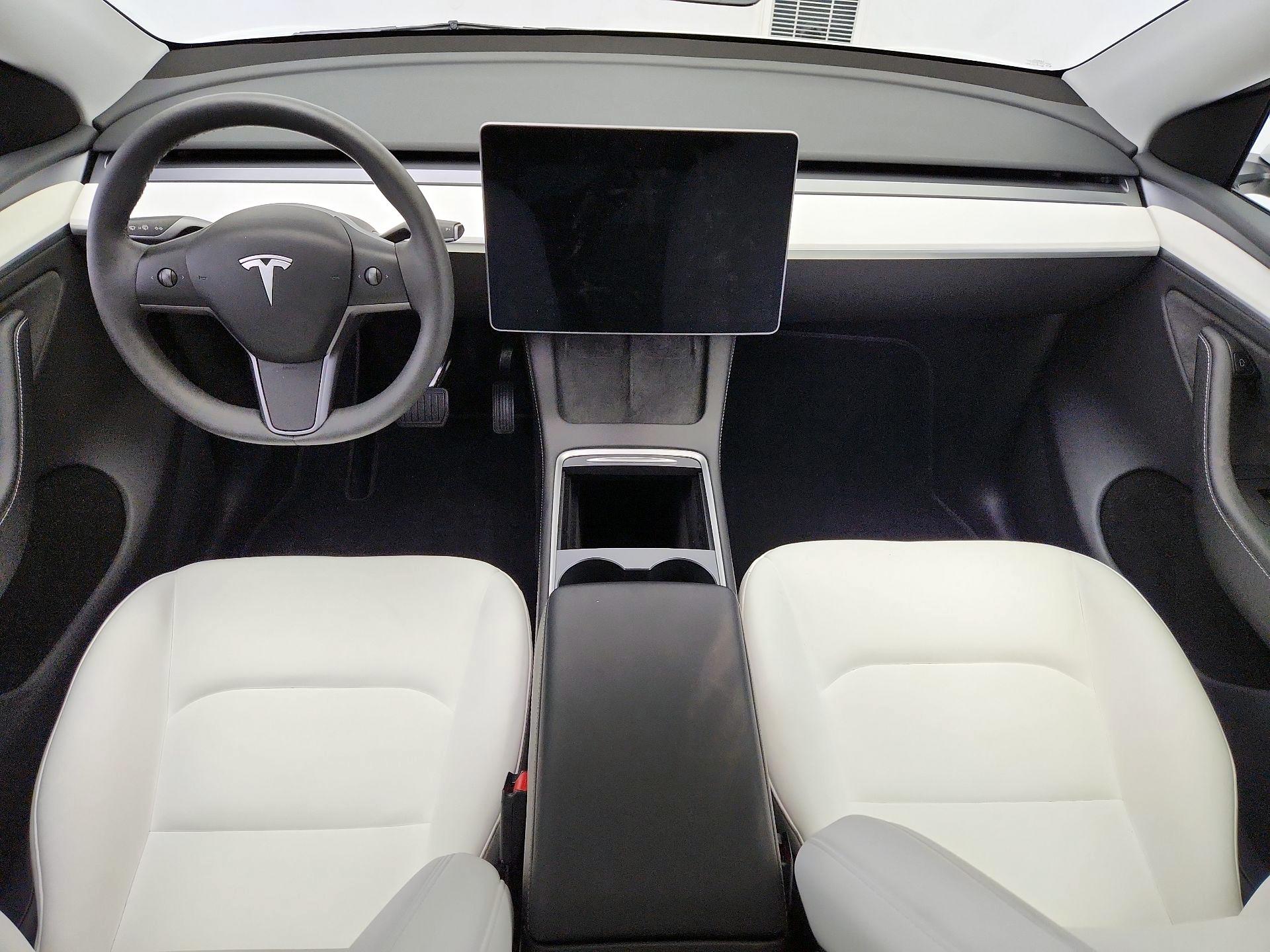 Thumbnail: 2023 Tesla Model Y - 9