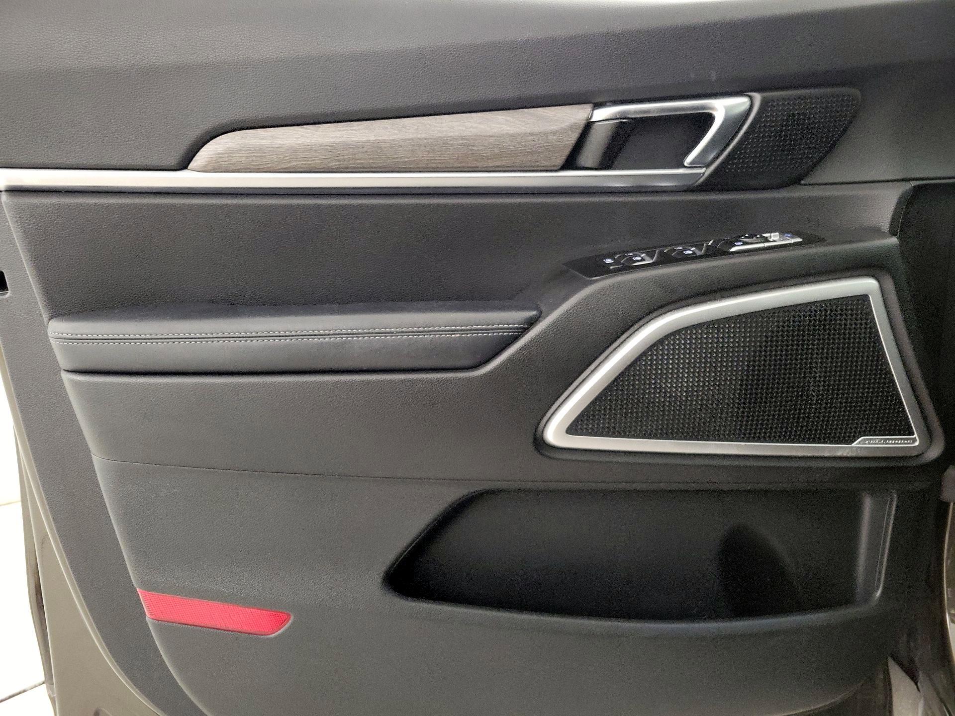 Thumbnail: 2020 Kia Telluride - 12