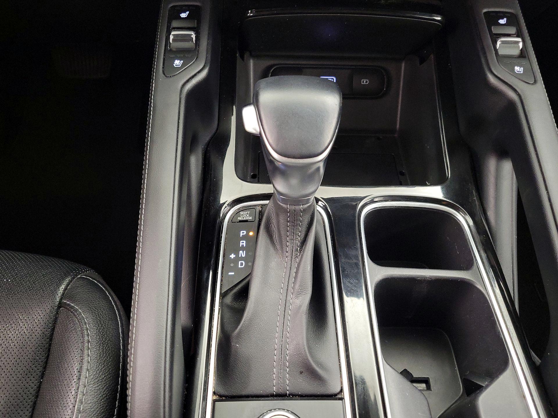 Thumbnail: 2020 Kia Telluride - 17