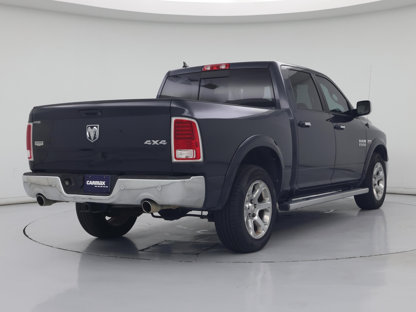2017 RAM Ram 1500 Pickup Laramie - Photo 9