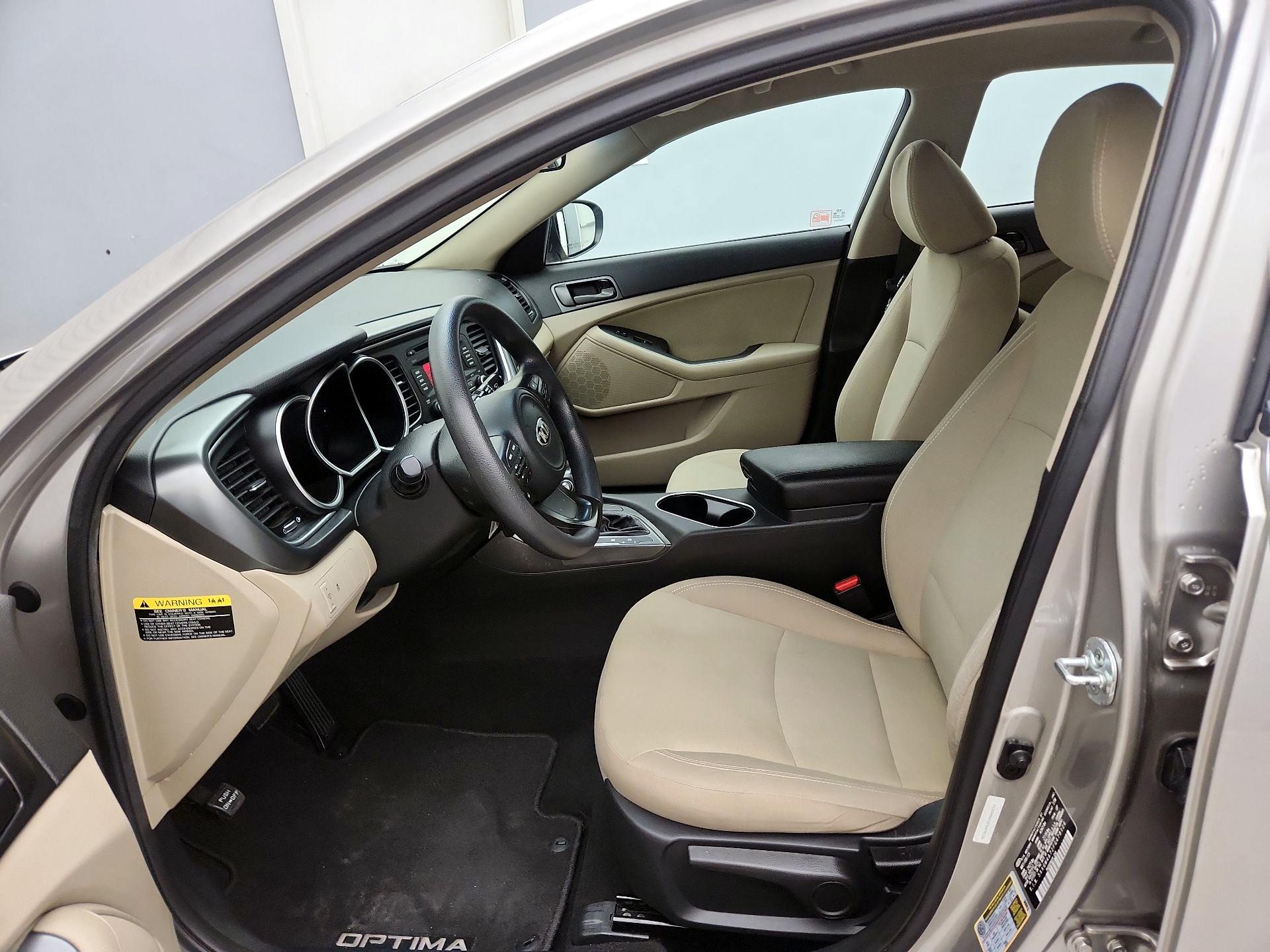Thumbnail: 2015 Kia Optima - 11