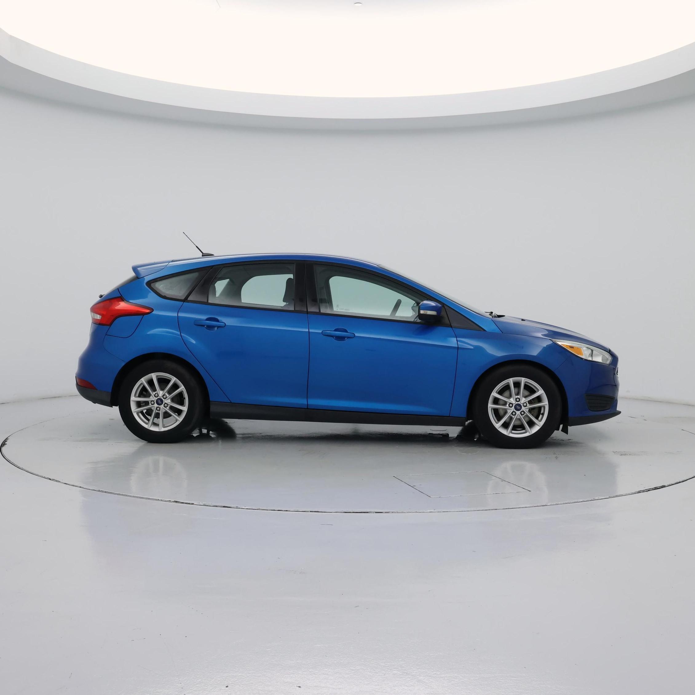 Thumbnail: 2017 Ford Focus - 7
