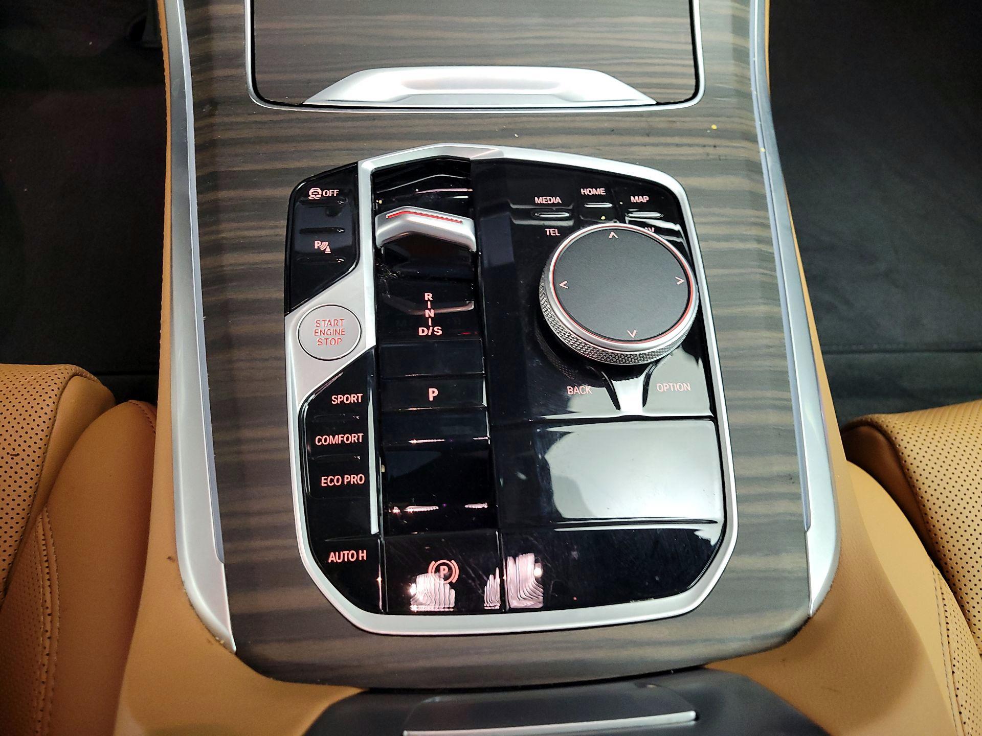 Thumbnail: 2025 BMW X5 - 17