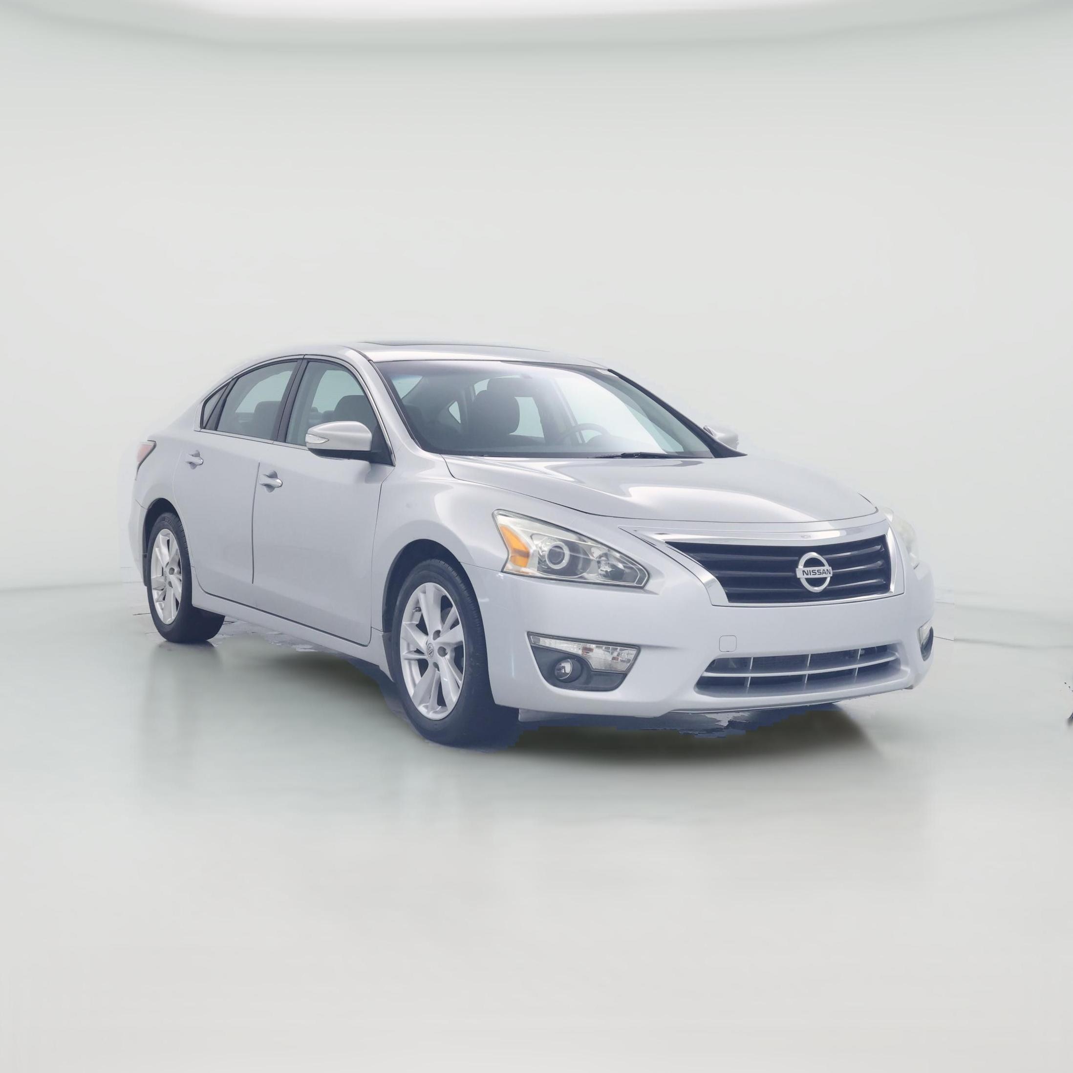 Thumbnail: 2015 Nissan Altima - 1