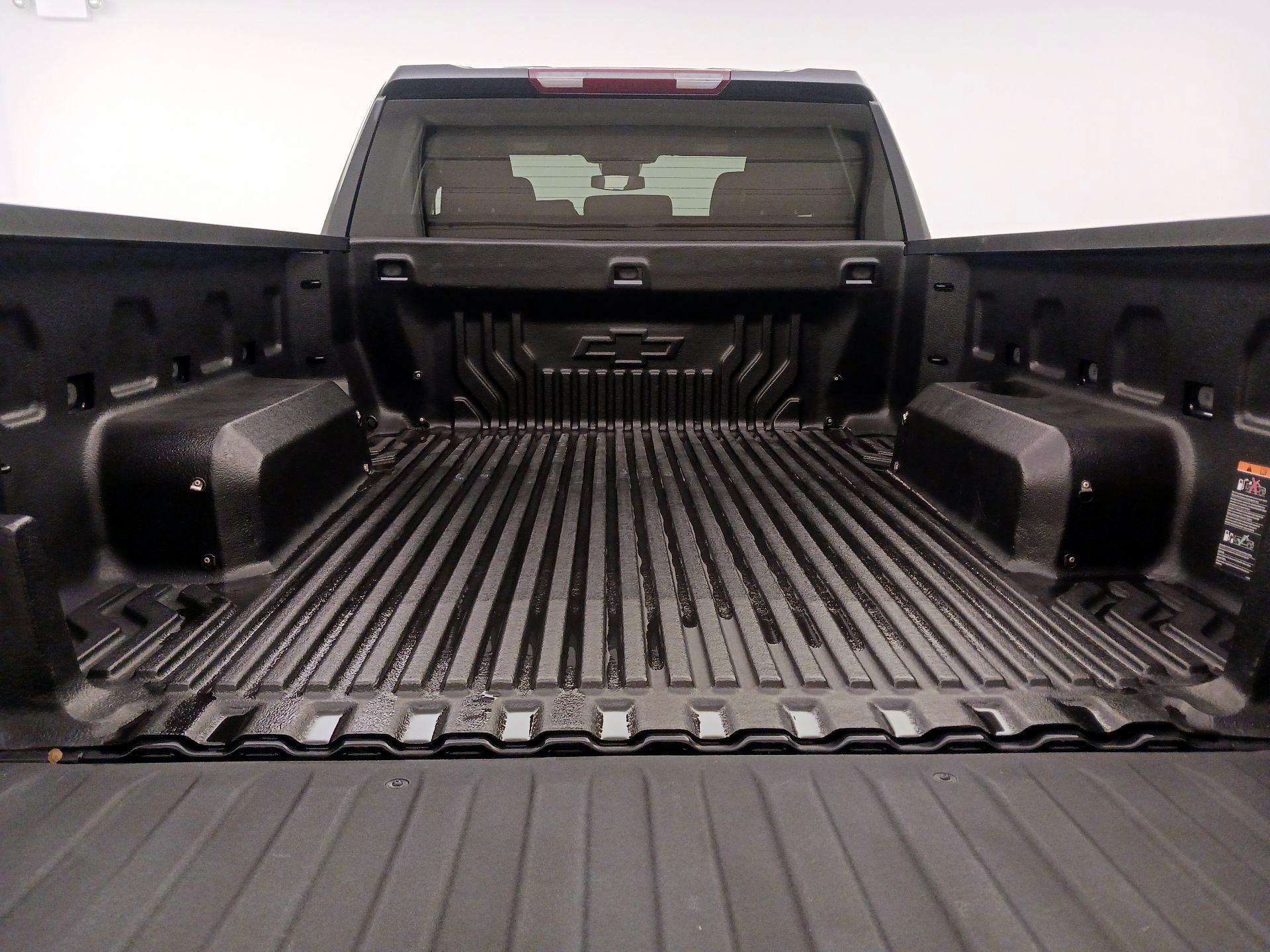 Thumbnail: 2023 Chevrolet Silverado 1500 - 20