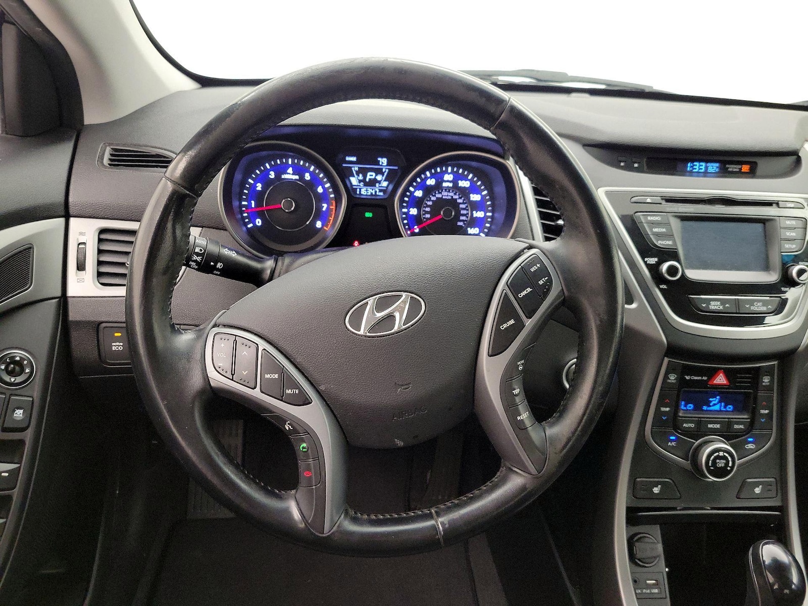 2016 Hyundai Elantra Limited - Photo 11