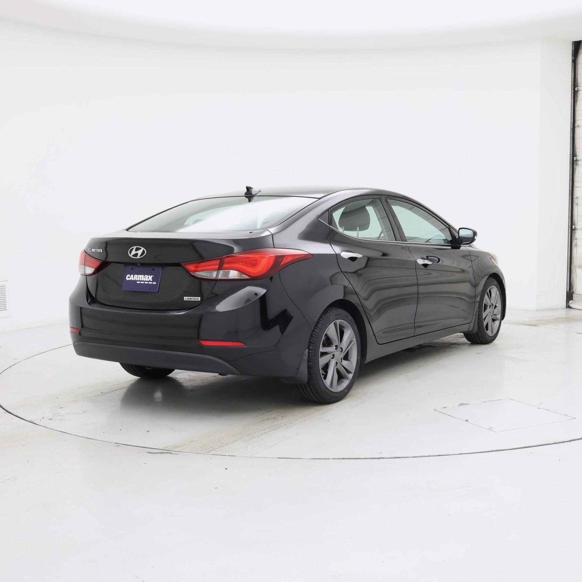 Thumbnail: 2016 Hyundai Elantra - 8