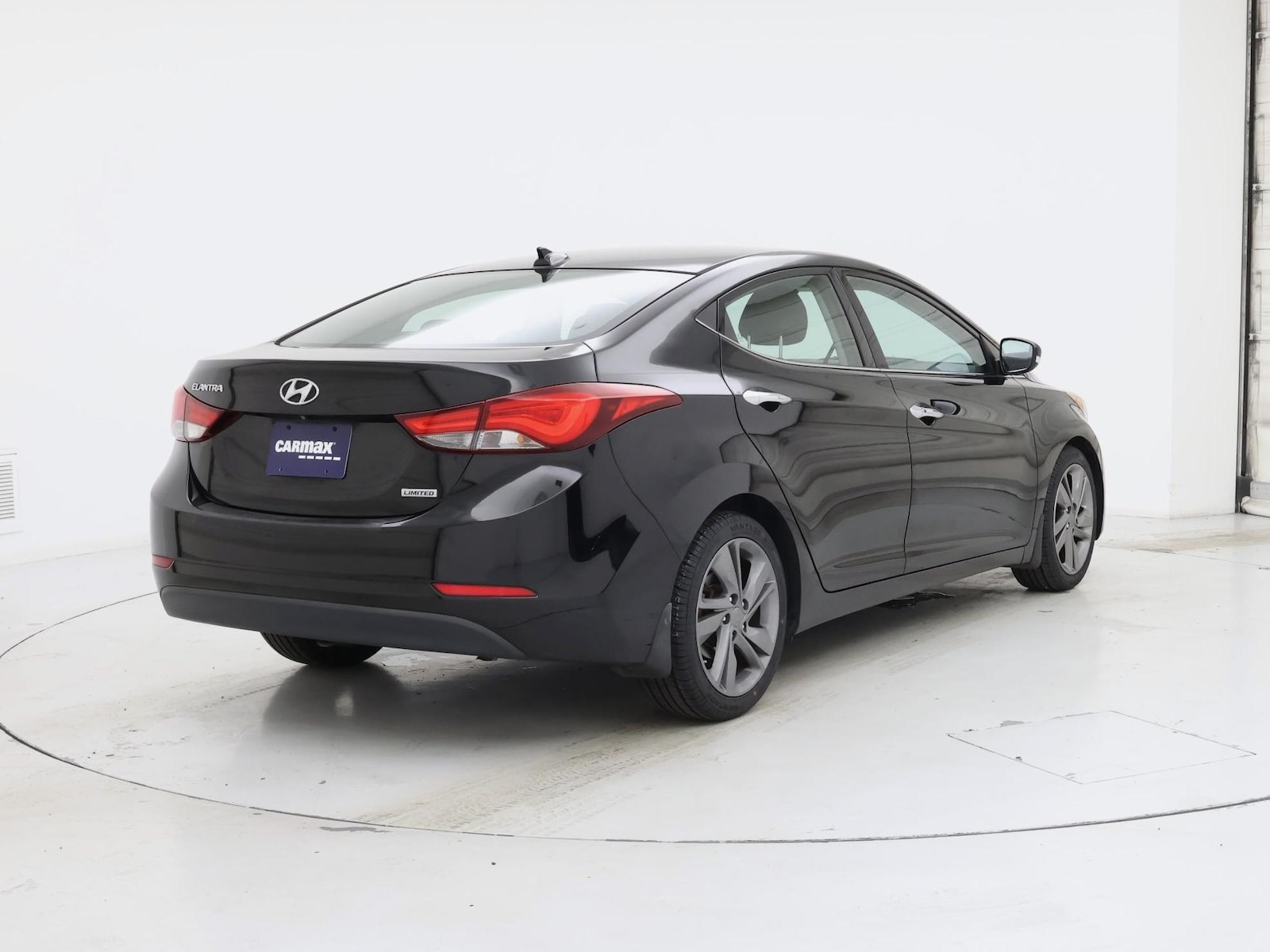 2016 Hyundai Elantra Limited - Photo 9