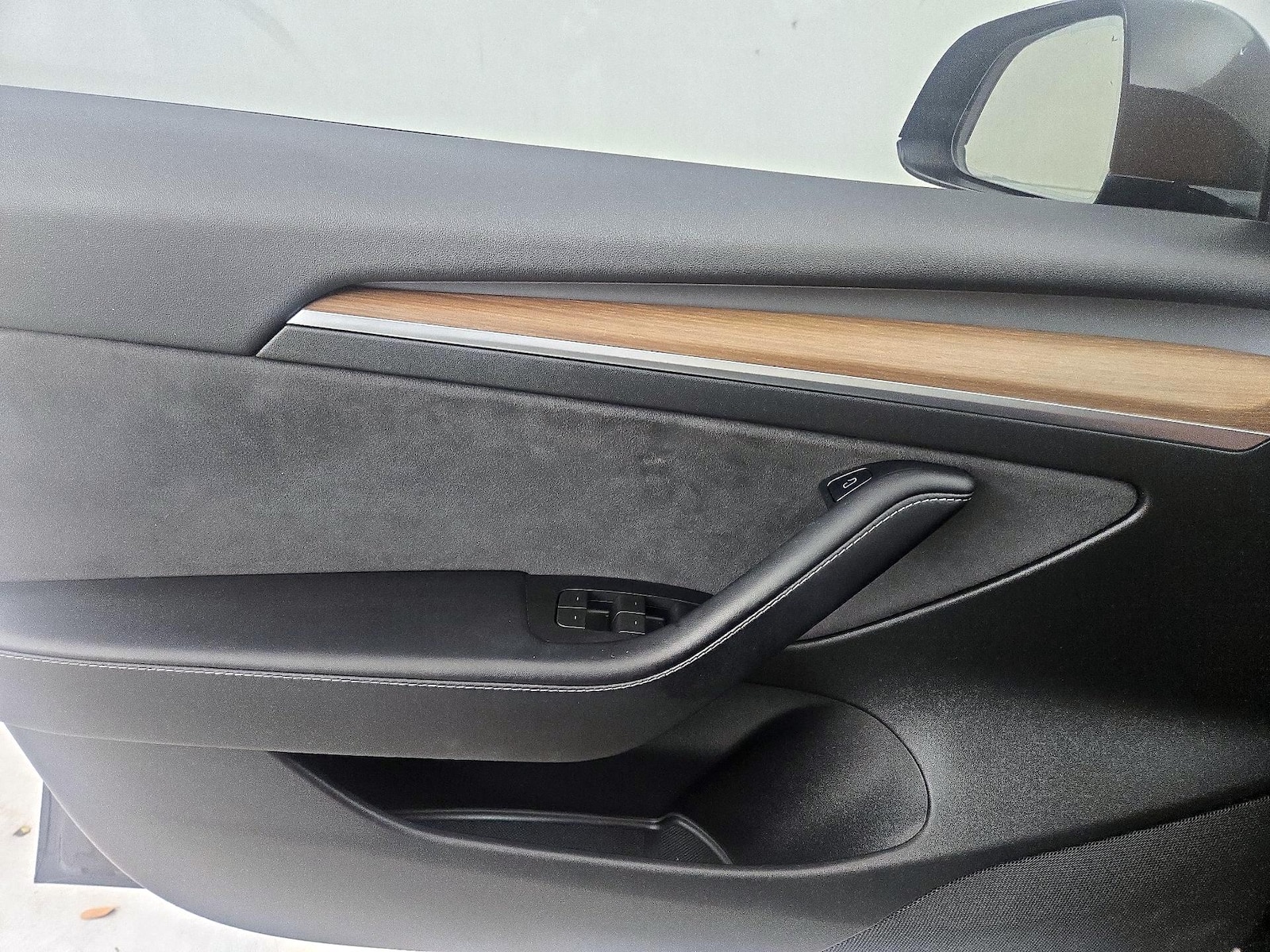2022 Tesla Model 3 Long Range - Photo 13