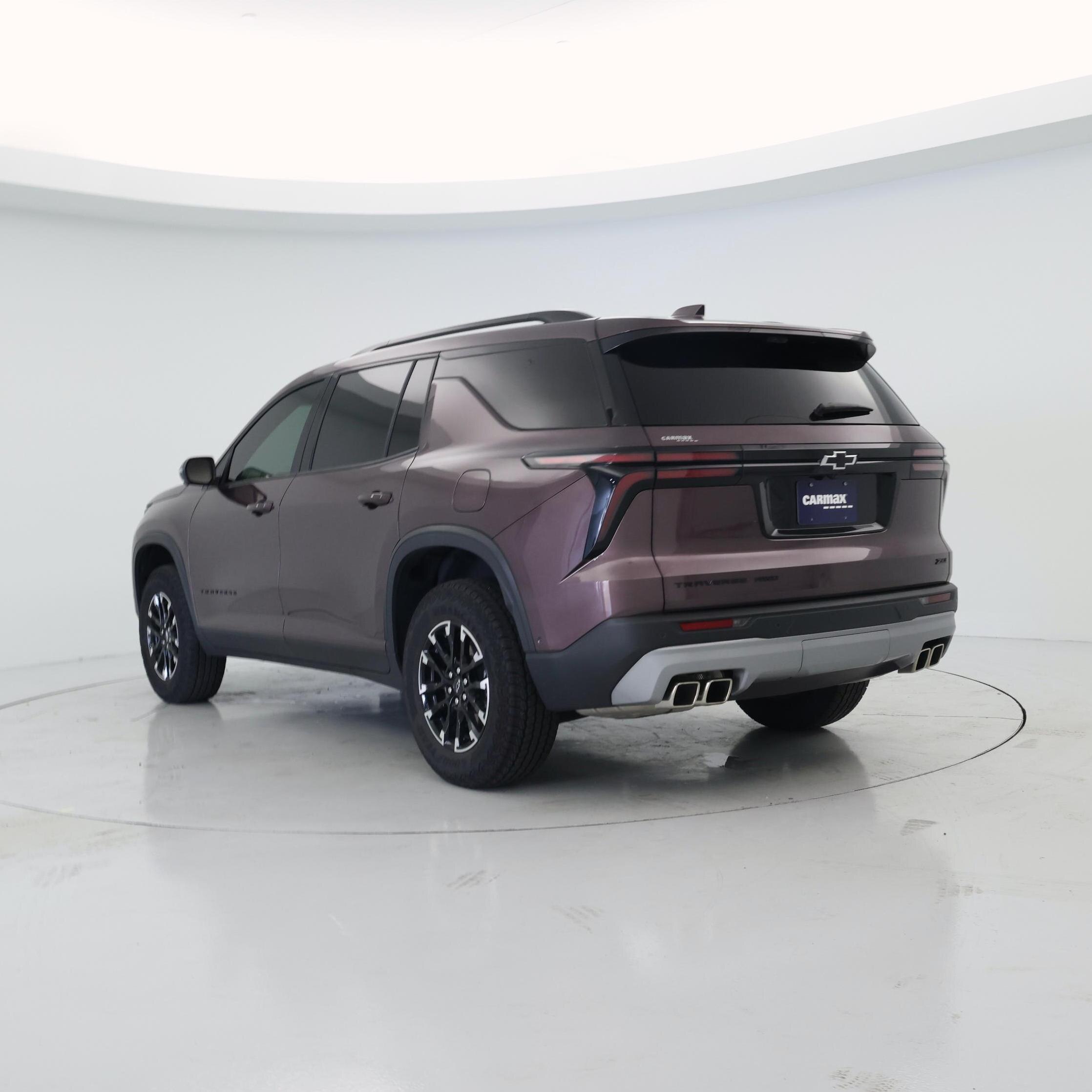 Thumbnail: 2024 Chevrolet Traverse - 2